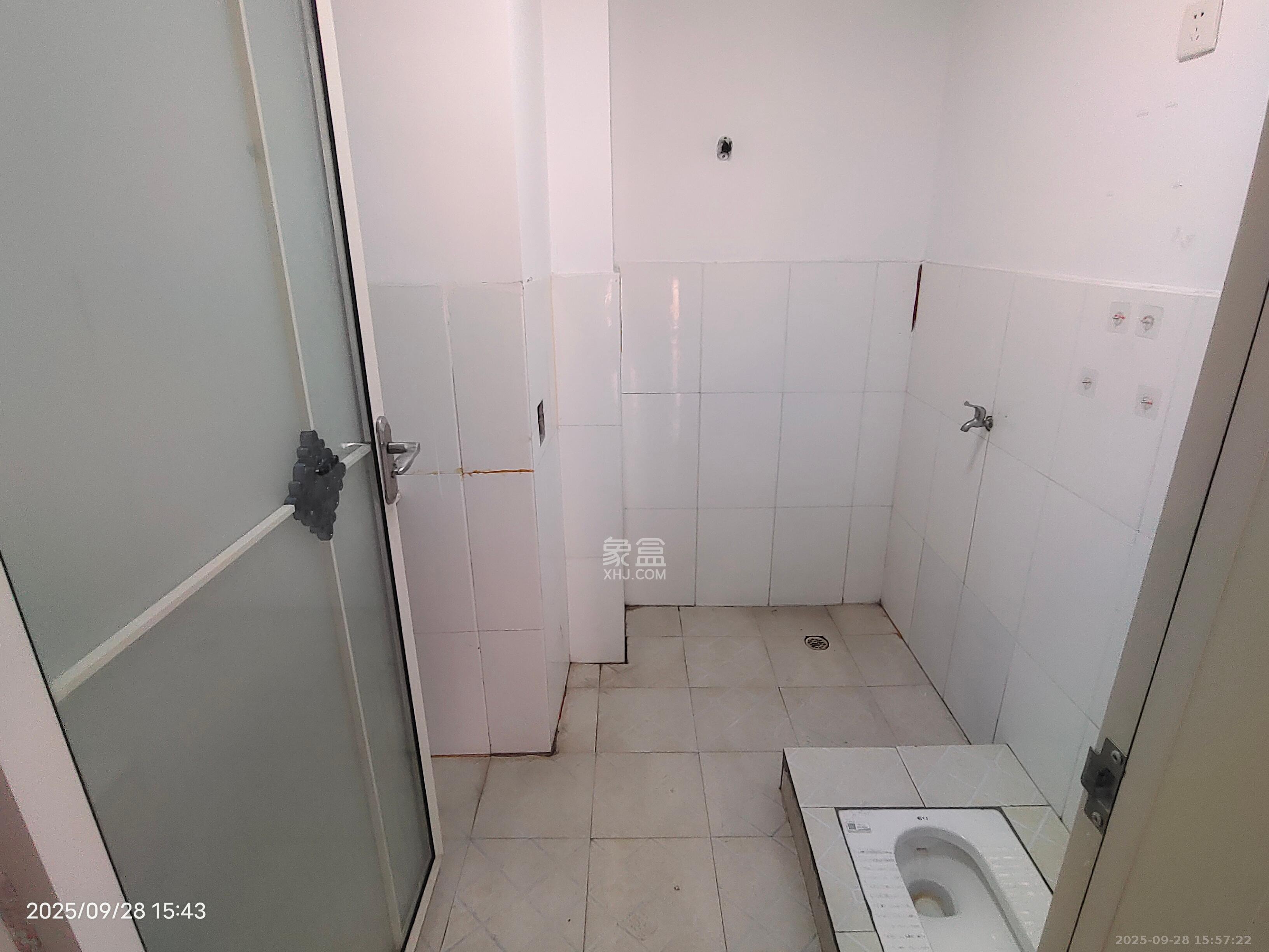 东方芙蓉 2室1厅1卫 2200.0元/月 东方芙蓉 2室1厅1卫 2200.0元/月室内图