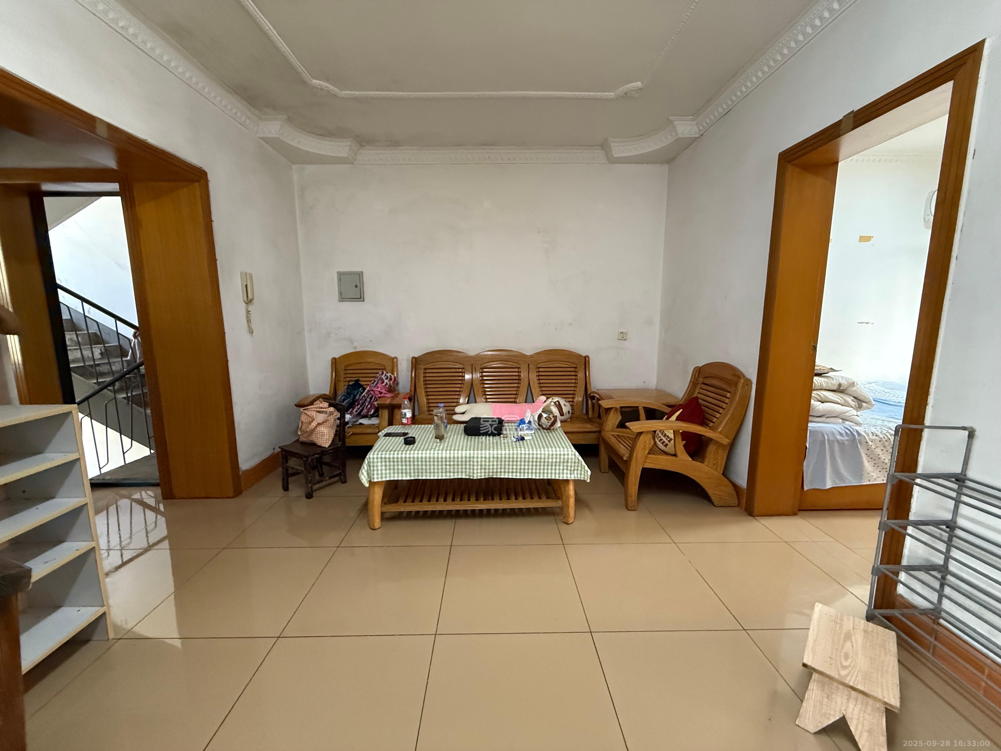 振湘小区 2室2厅1卫 1500.0元/月 振湘小区 2室2厅1卫 1500.0元/月室内图