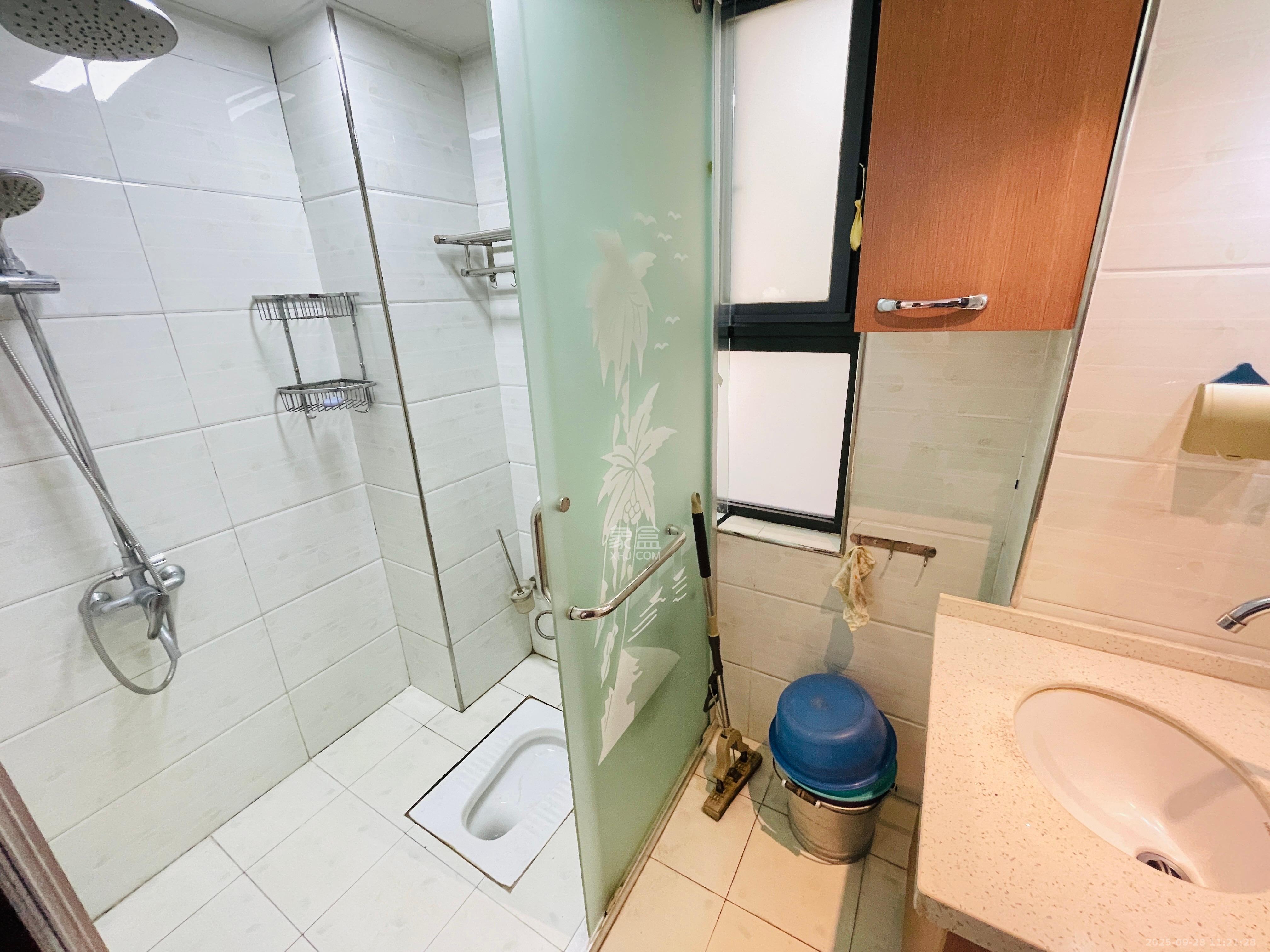 湘江雅颂居 2室2厅1卫 2200.0元/月 湘江雅颂居 2室2厅1卫 2200.0元/月室内图