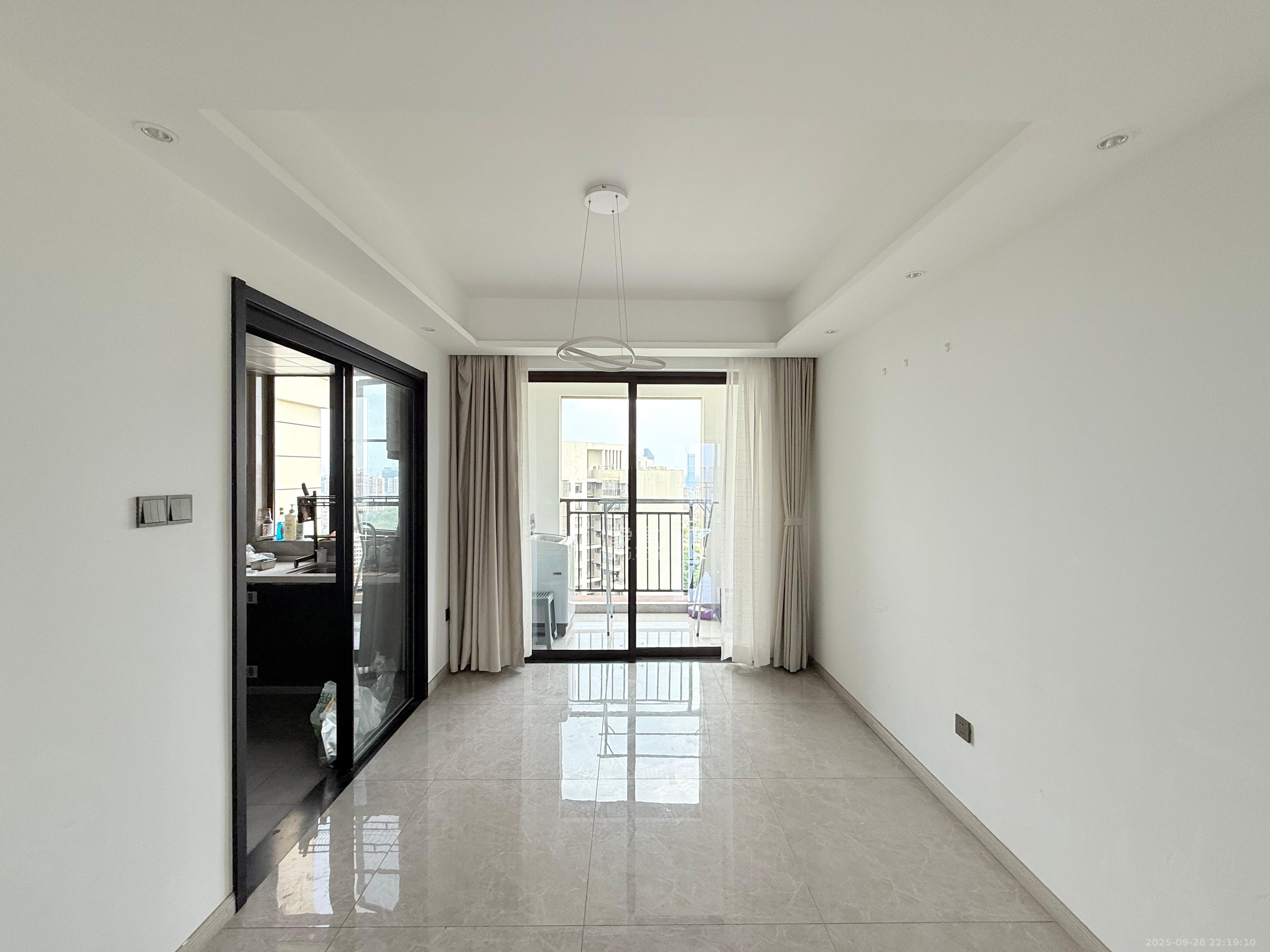 明昇壹城（明昇时代广场）二期  1室0厅0卫    1900.0元/月室内图