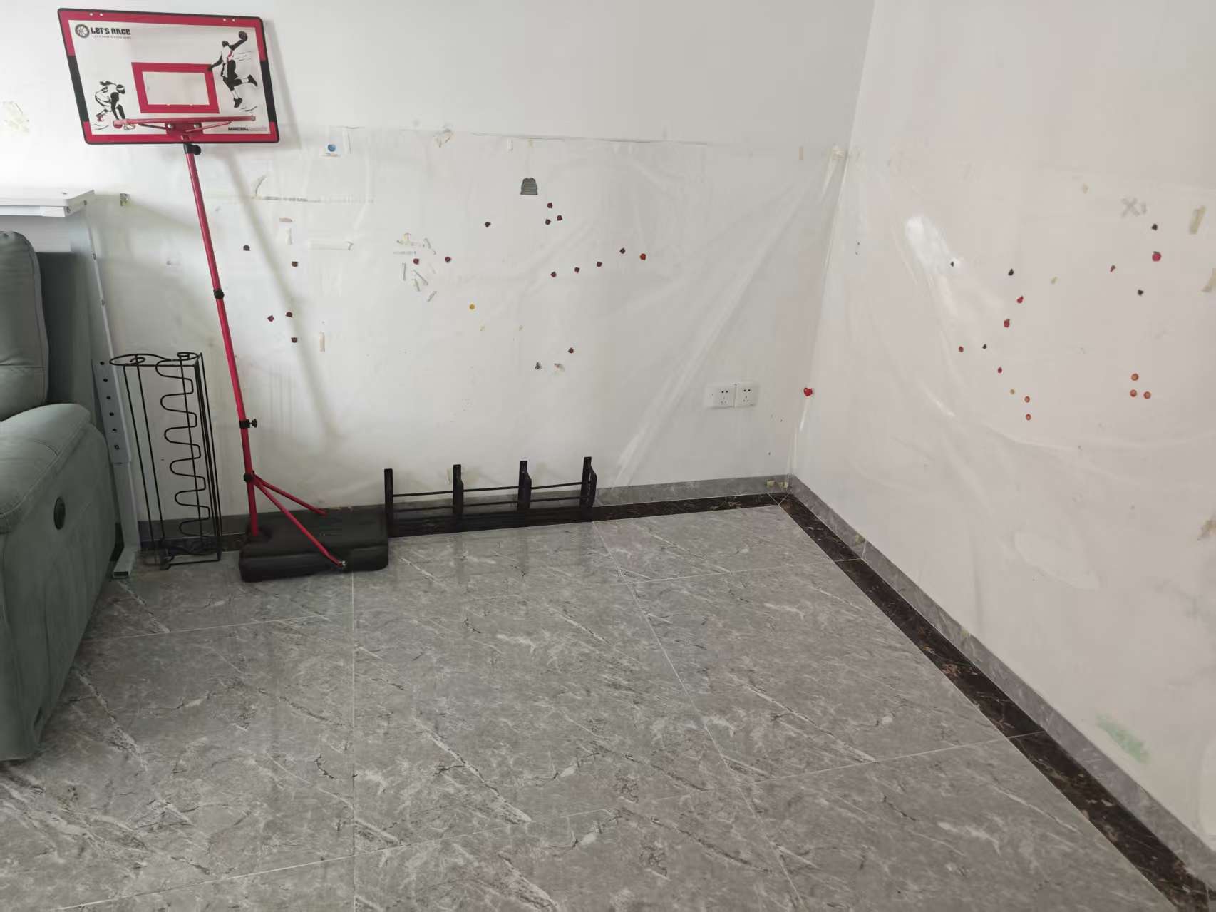 粤泰福嘉花园 2室1厅1卫 1700.0元/月 粤泰福嘉花园 2室1厅1卫 1700.0元/月室内图