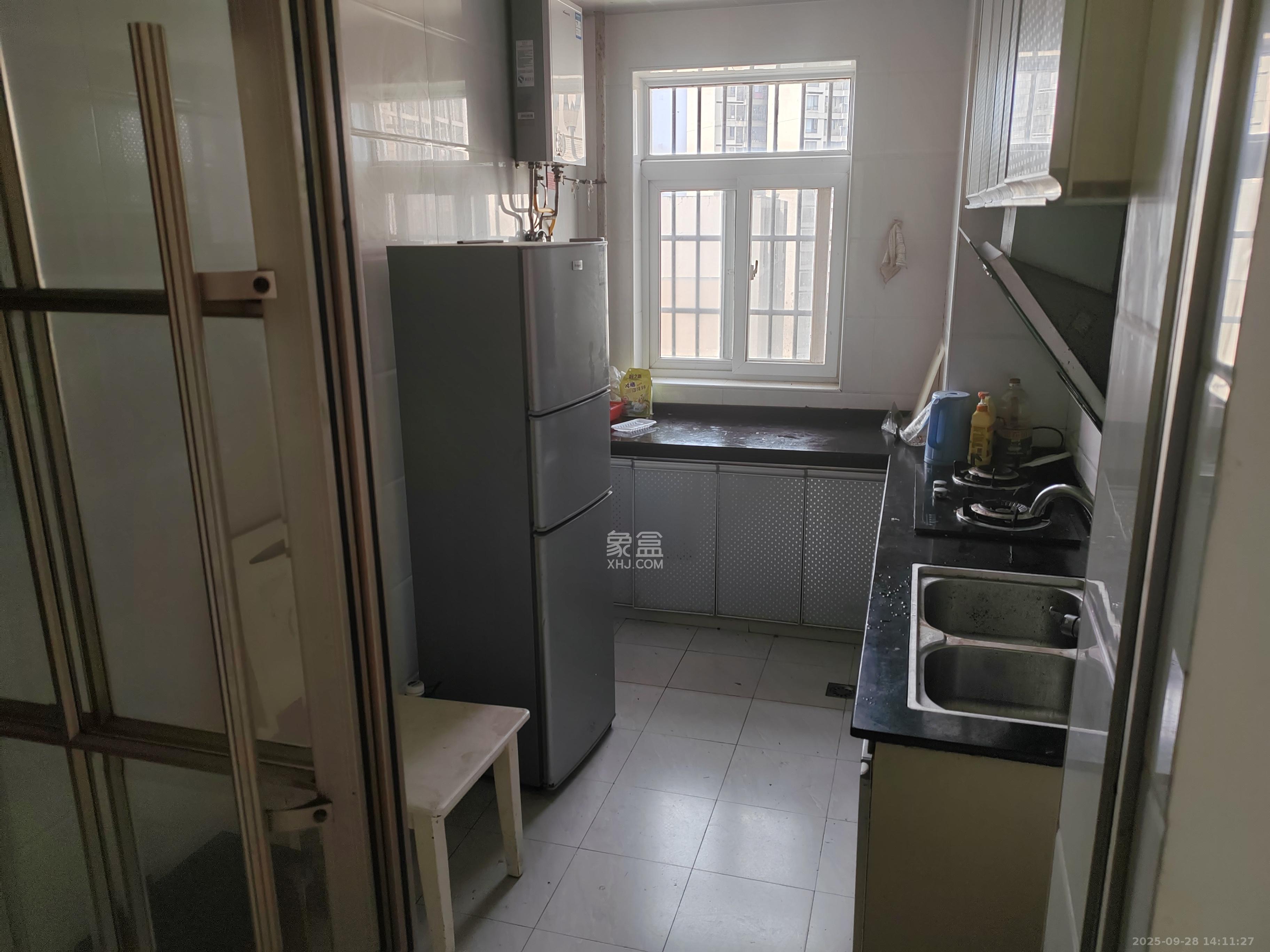 骑龙安置小区 1室1厅1卫 750.0元/月 骑龙安置小区 1室1厅1卫 750.0元/月室内图