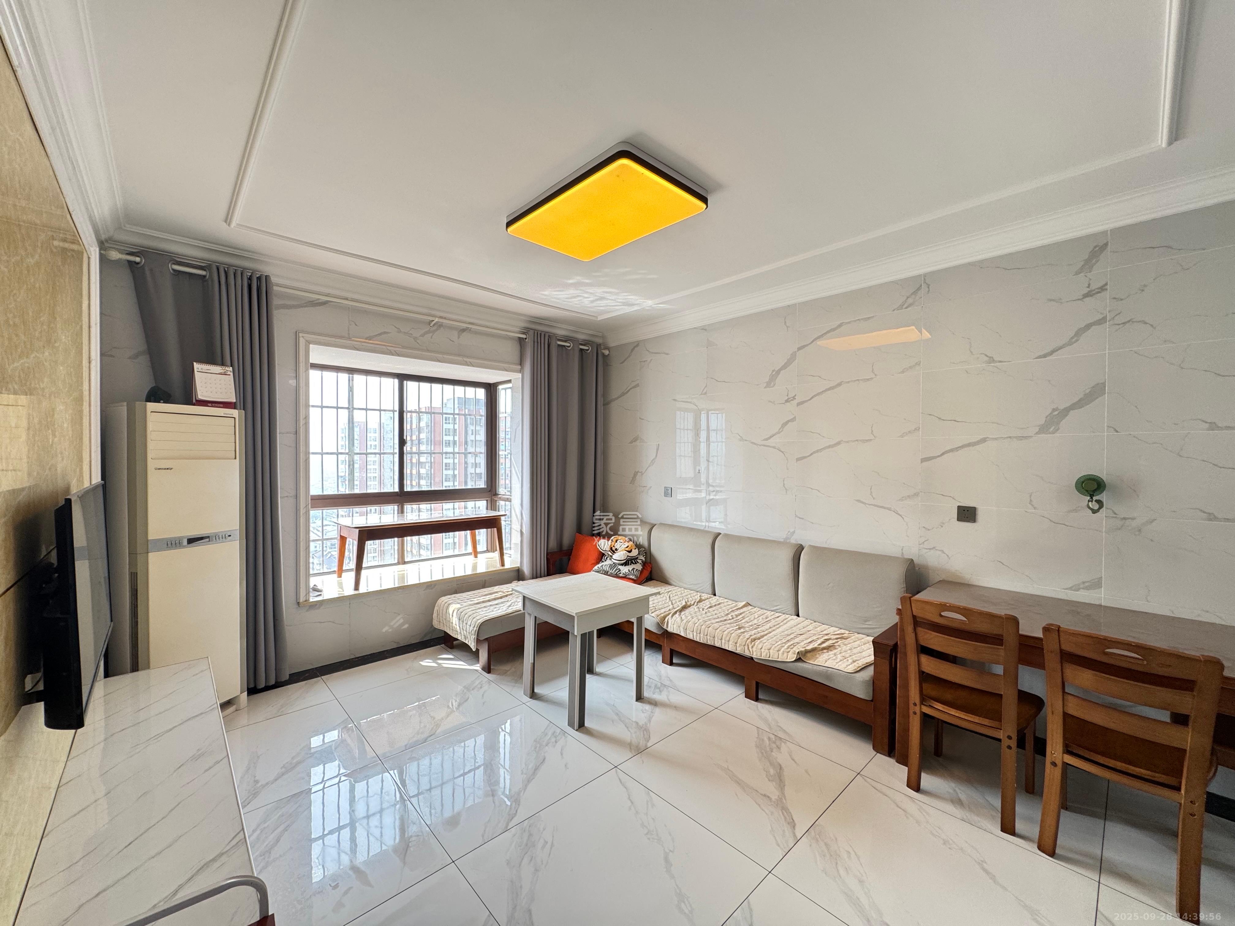 同鑫家园 2室2厅1卫 2400.0元/月 同鑫家园 2室2厅1卫 2400.0元/月室内图