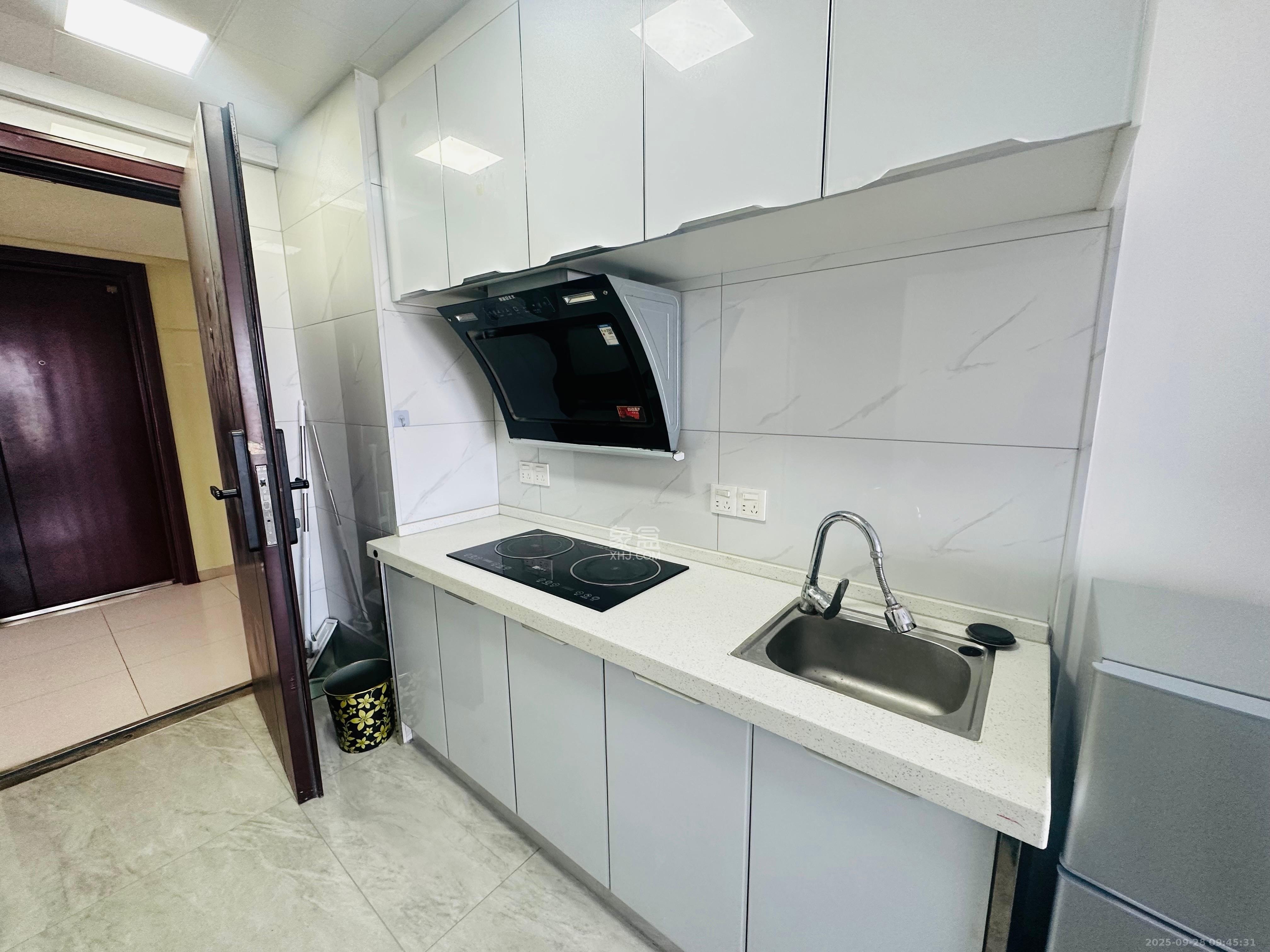 碧桂园城市之光 1室1厅1卫 1500.0元/月 碧桂园城市之光 1室1厅1卫 1500.0元/月室内图