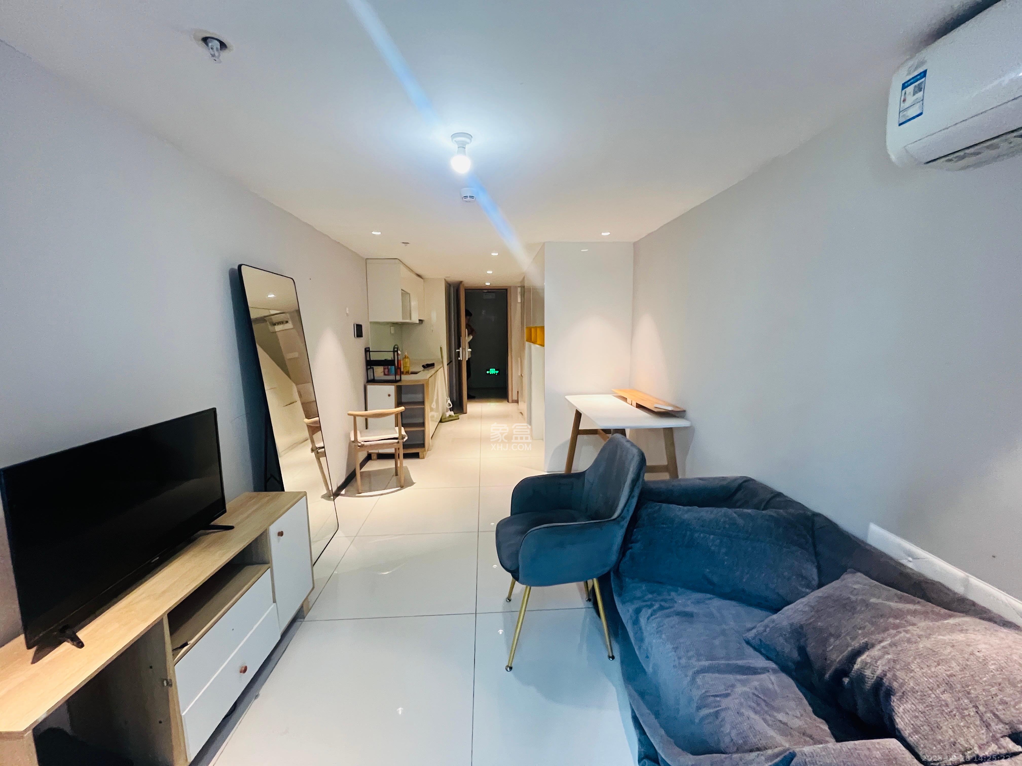 时代年华 1室1厅1卫 1300.00元/月 时代年华 1室1厅1卫 1300.00元/月室内图