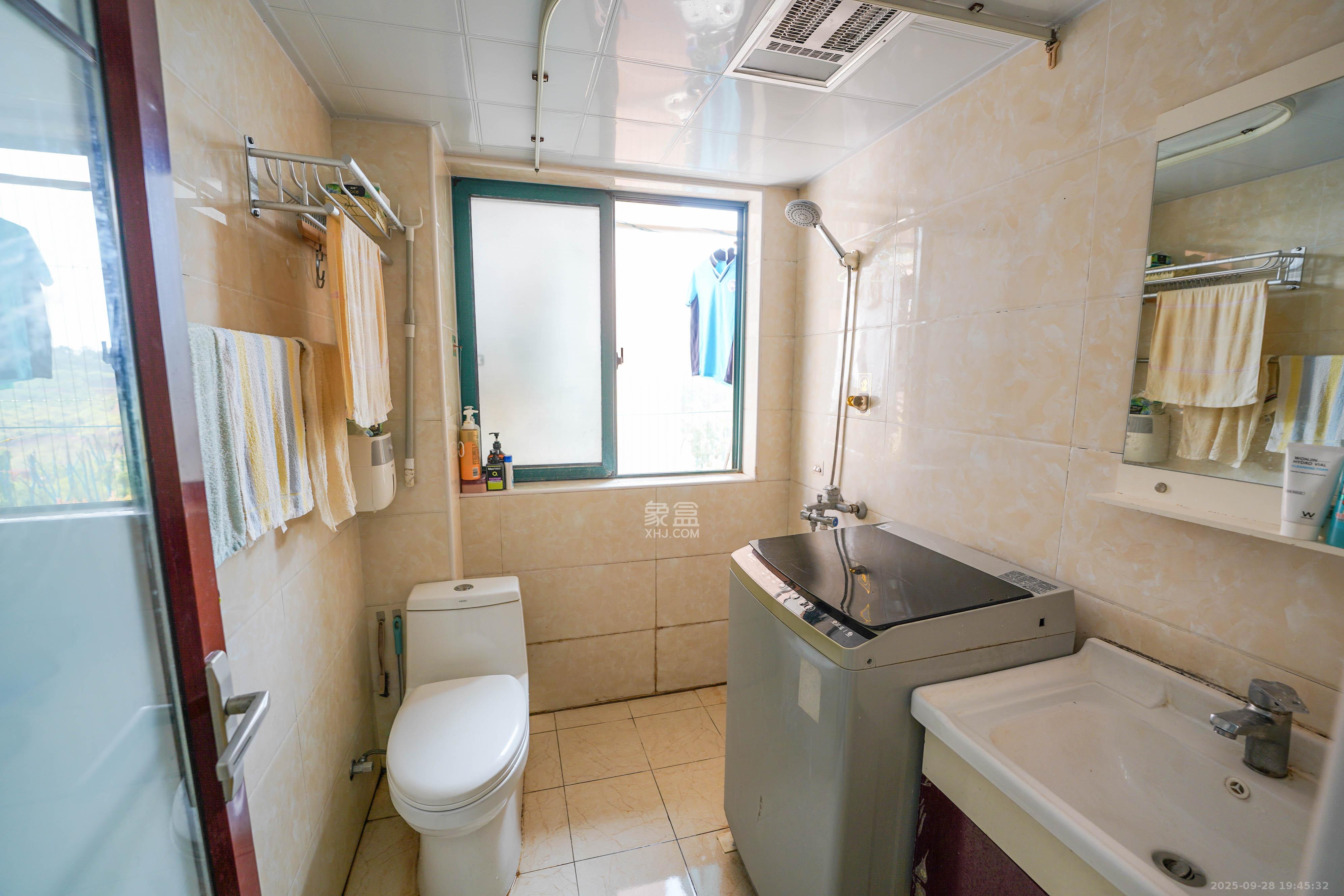 丽发新城  3室2厅1卫    51.8万其他