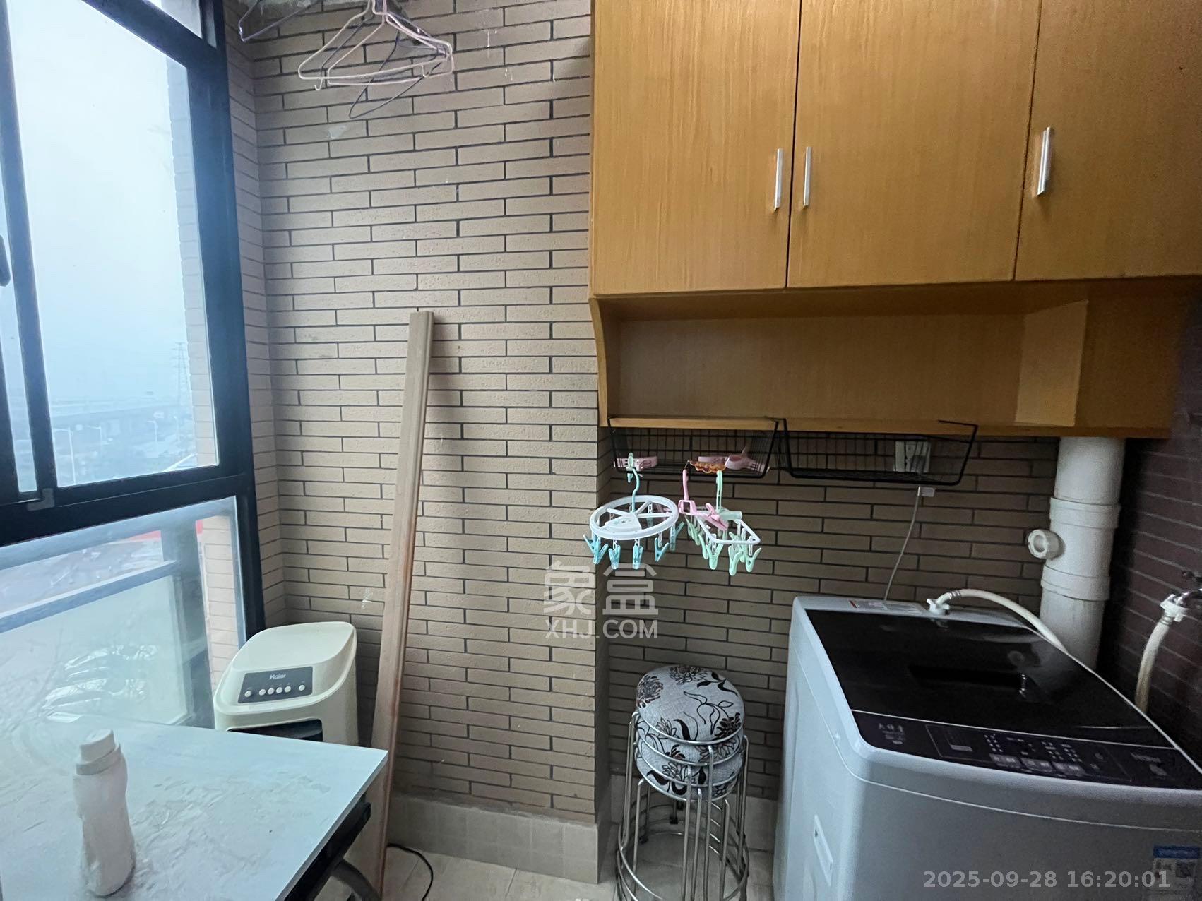 长大卧琥  1室1厅1卫   1800.00元/月室内图