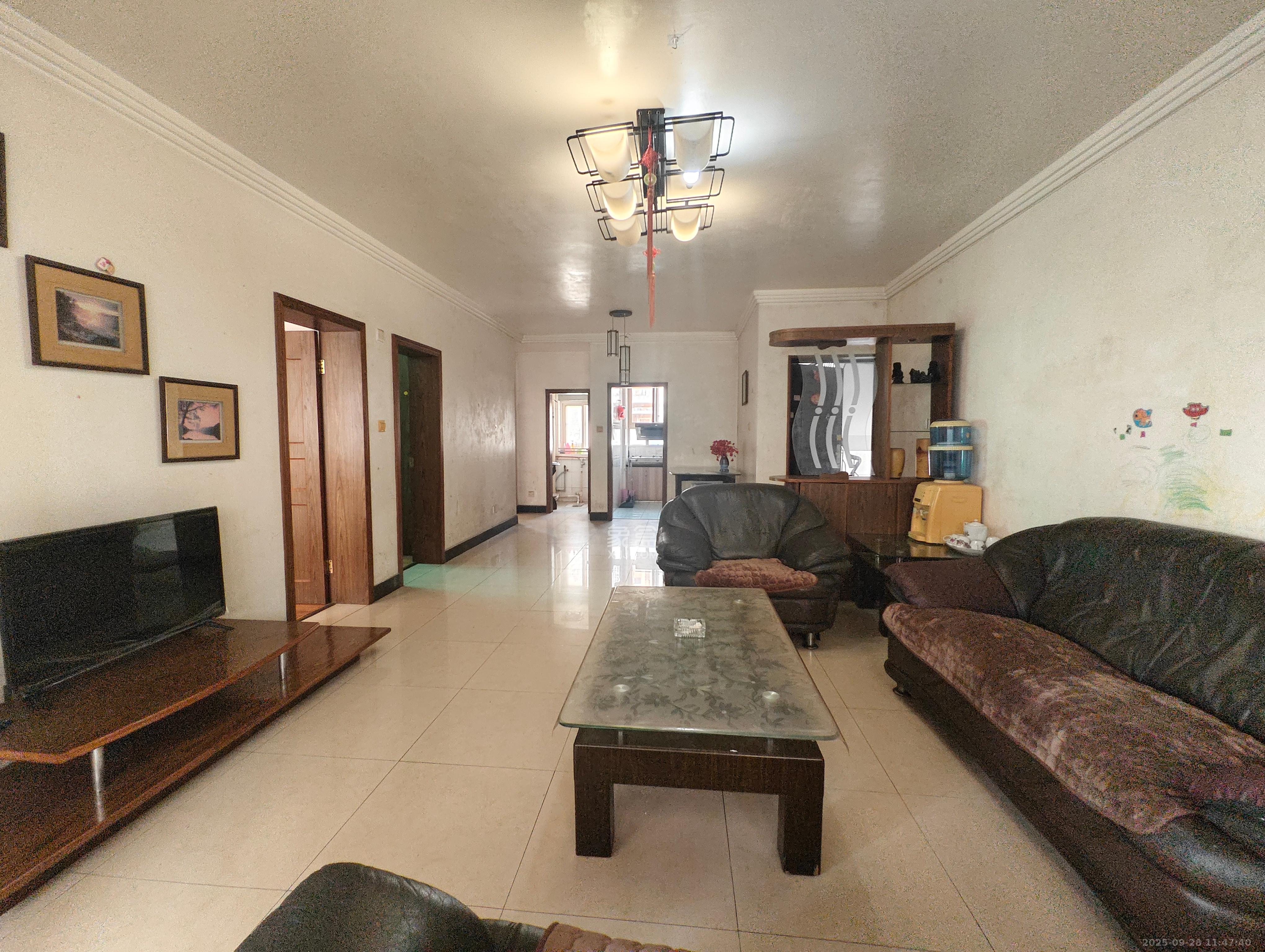 长沙船舶厂宿舍 3室2厅1卫 2200.0元/月 长沙船舶厂宿舍 3室2厅1卫 2200.0元/月室内图