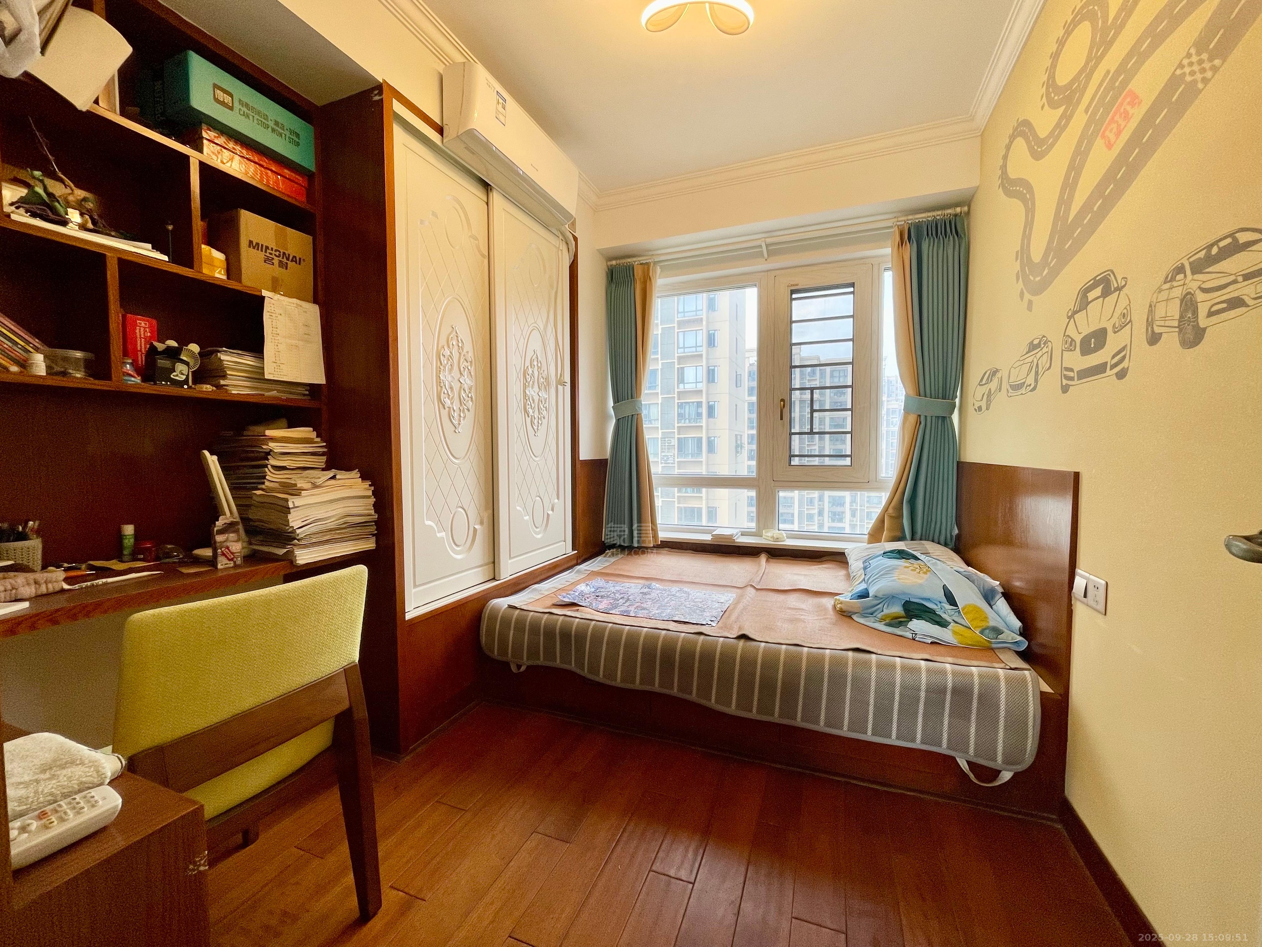 山水洲城华晨第一城 3室2厅2卫 2200.0元/月 山水洲城华晨第一城 3室2厅2卫 2200.0元/月室内图