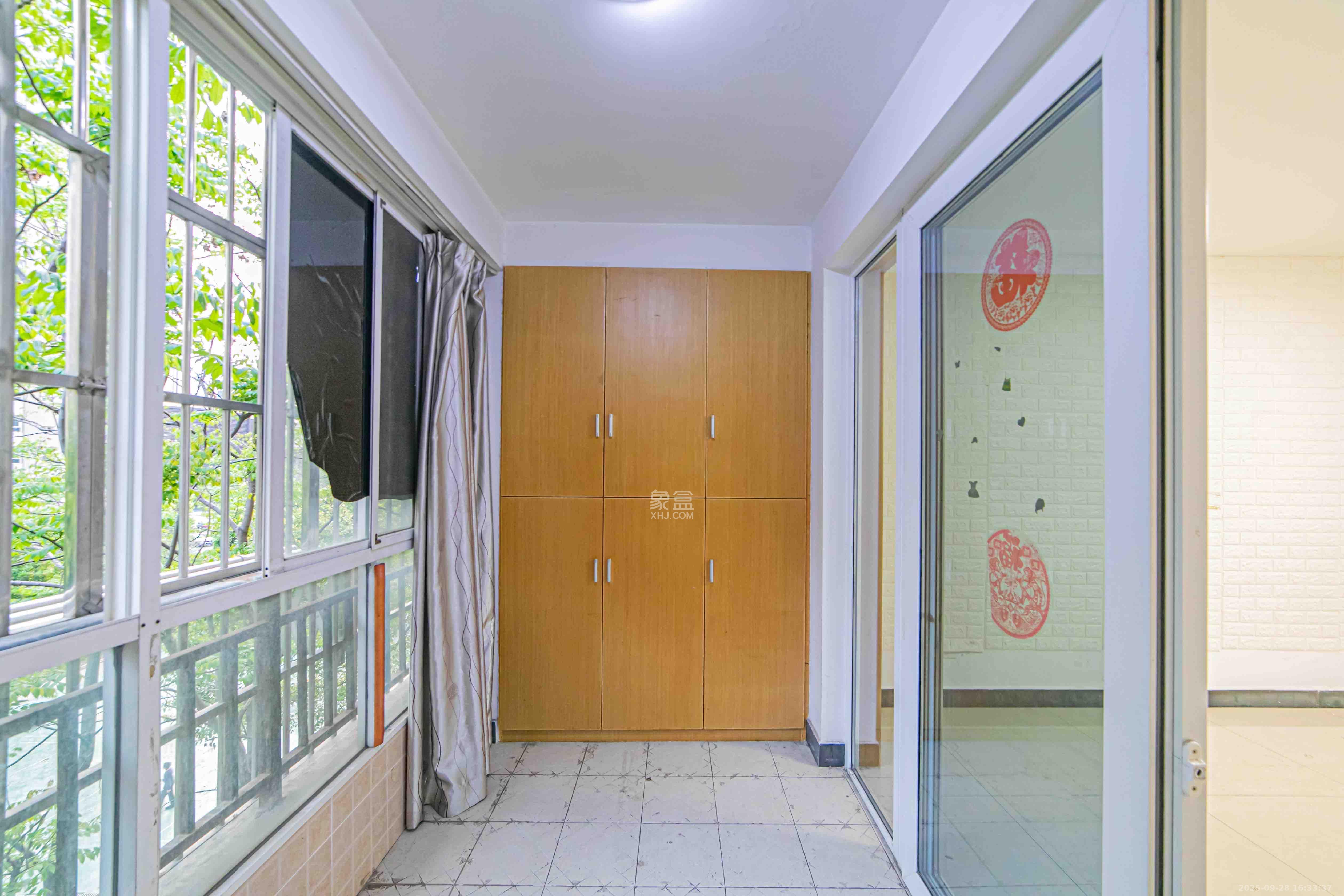 万国城（当代满庭春MOMA）二期  2室2厅1卫    2000.0元/月室内图