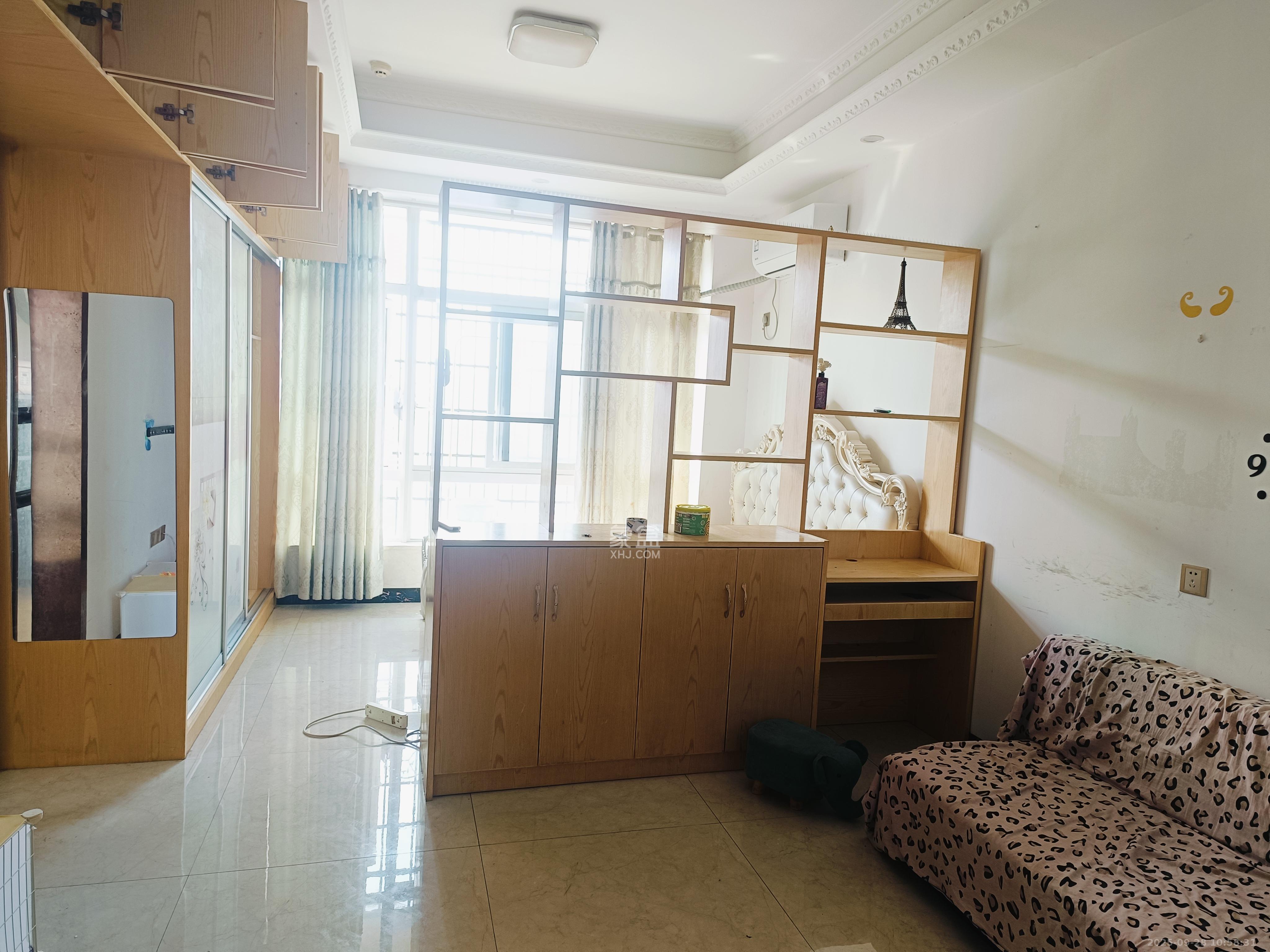 金鼎公园尚 1室1厅1卫 1200.0元/月 金鼎公园尚 1室1厅1卫 1200.0元/月室内图