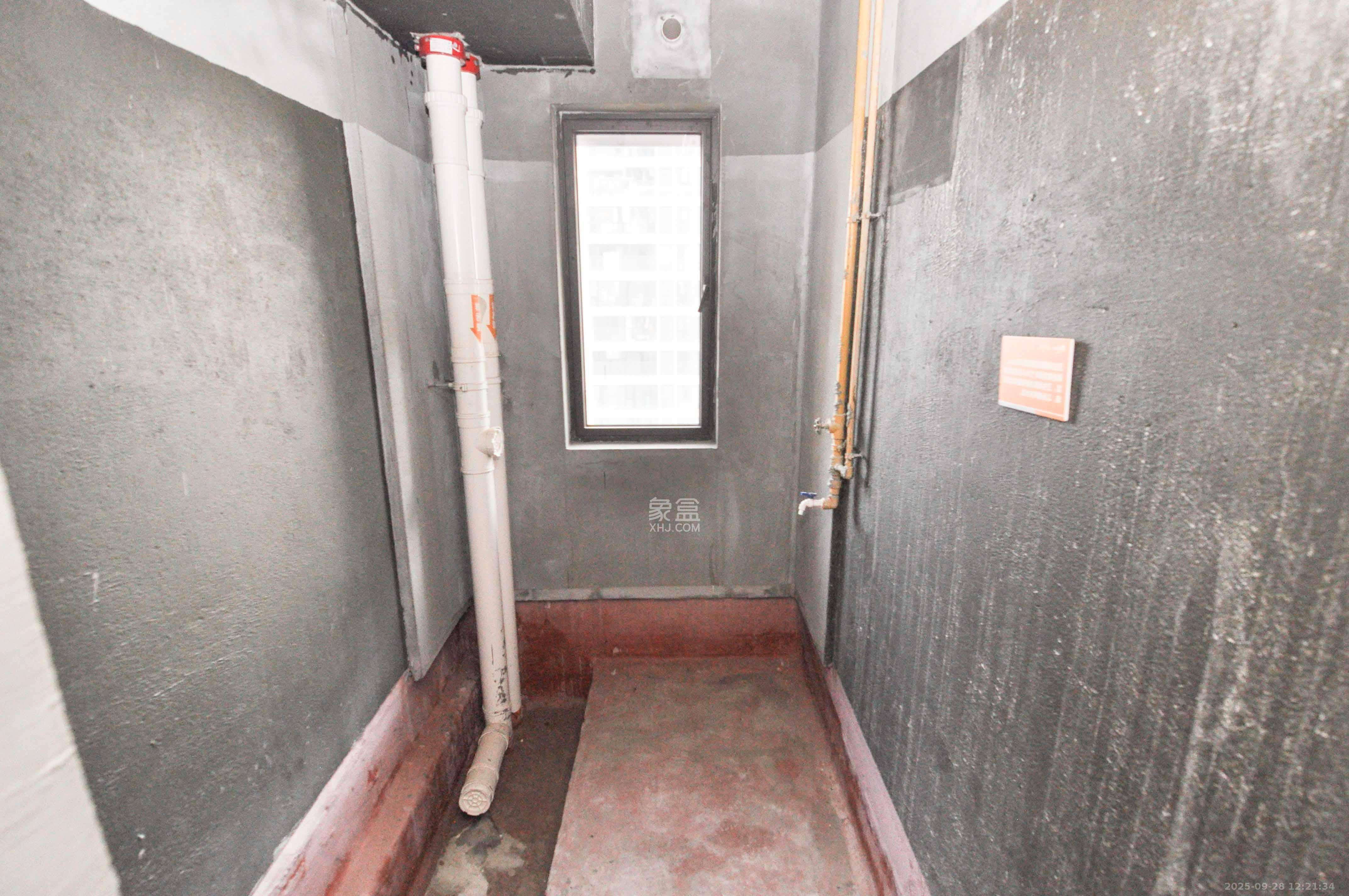 华润琨瑜府 4室2厅2卫 220.0万 华润琨瑜府 4室2厅2卫 220.0万其他