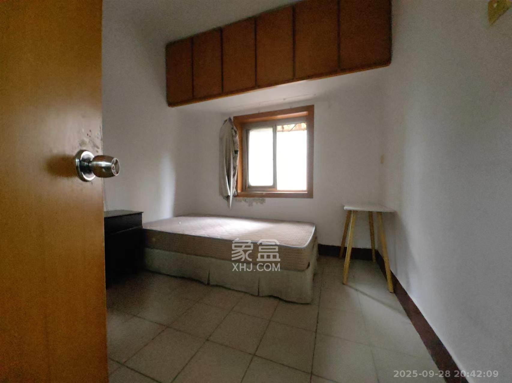 东塘电力院 3室2厅1卫 1800.0元/月 东塘电力院 3室2厅1卫 1800.0元/月室内图