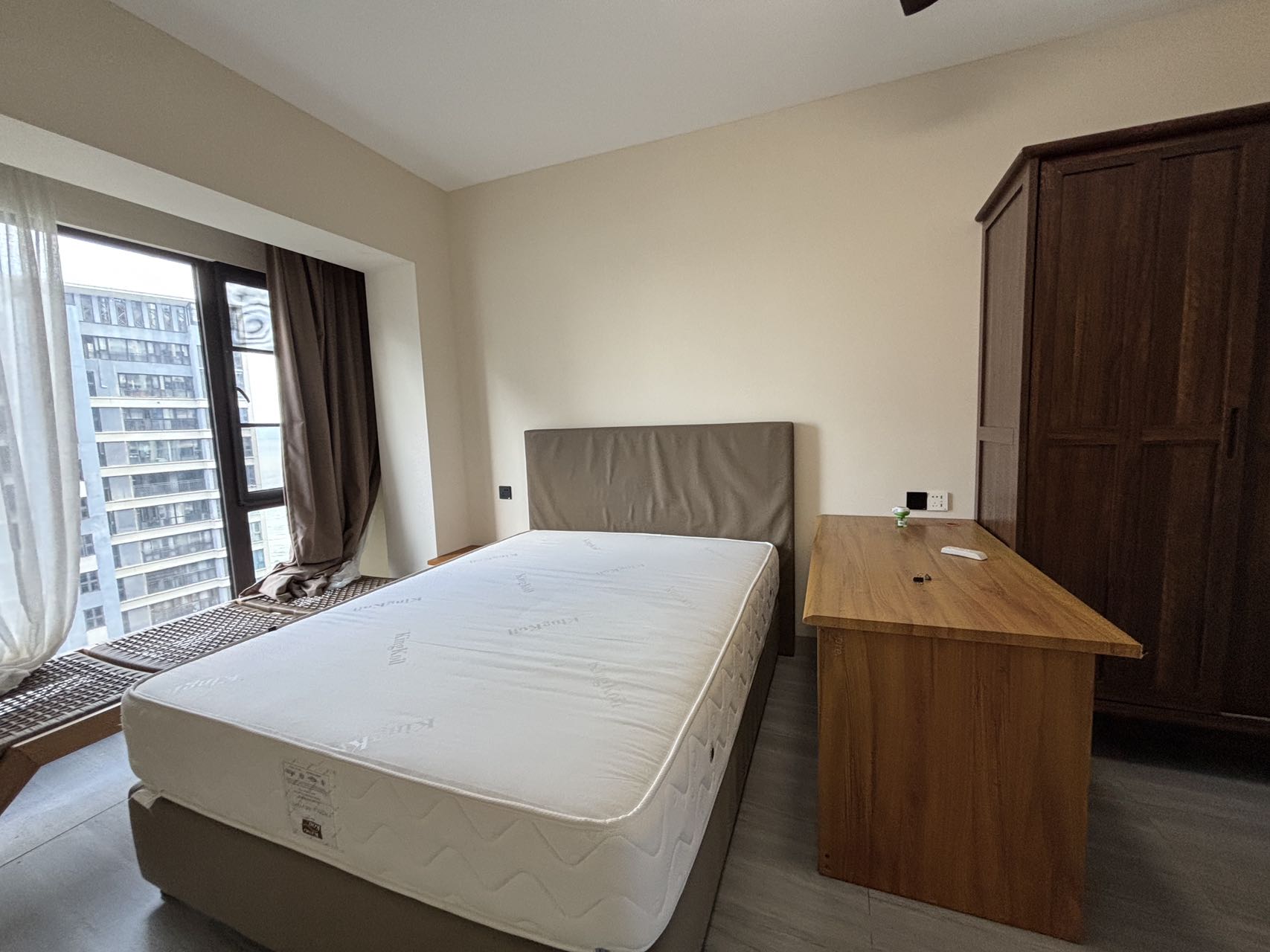 保利中央海岸一二期 3室2厅2卫 4500.0元/月 保利中央海岸一二期 3室2厅2卫 4500.0元/月室内图