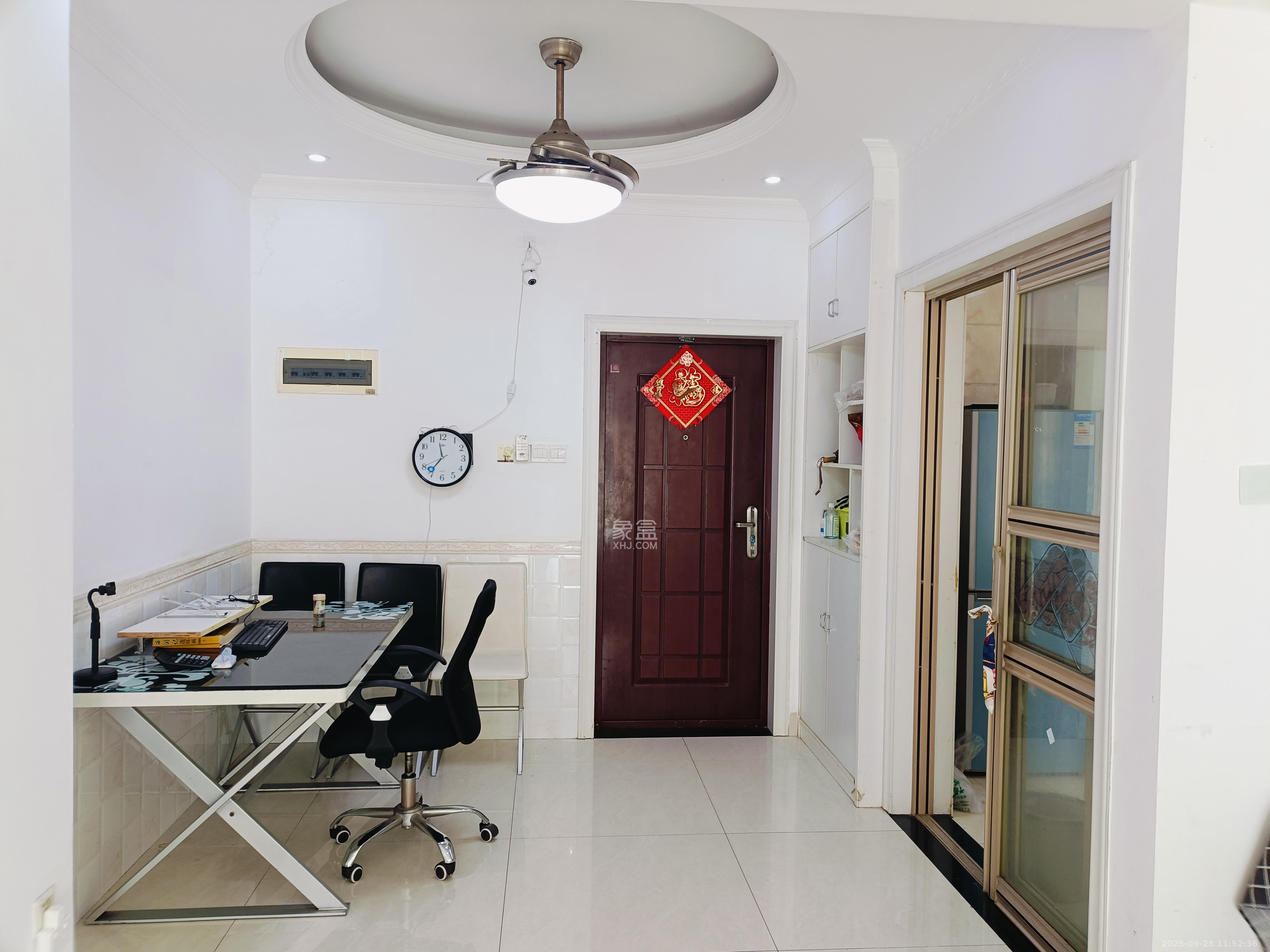 昌和商业中心/昌和国际 2室2厅1卫 1500.00元/月 昌和商业中心/昌和国际 2室2厅1卫 1500.00元/月室内图