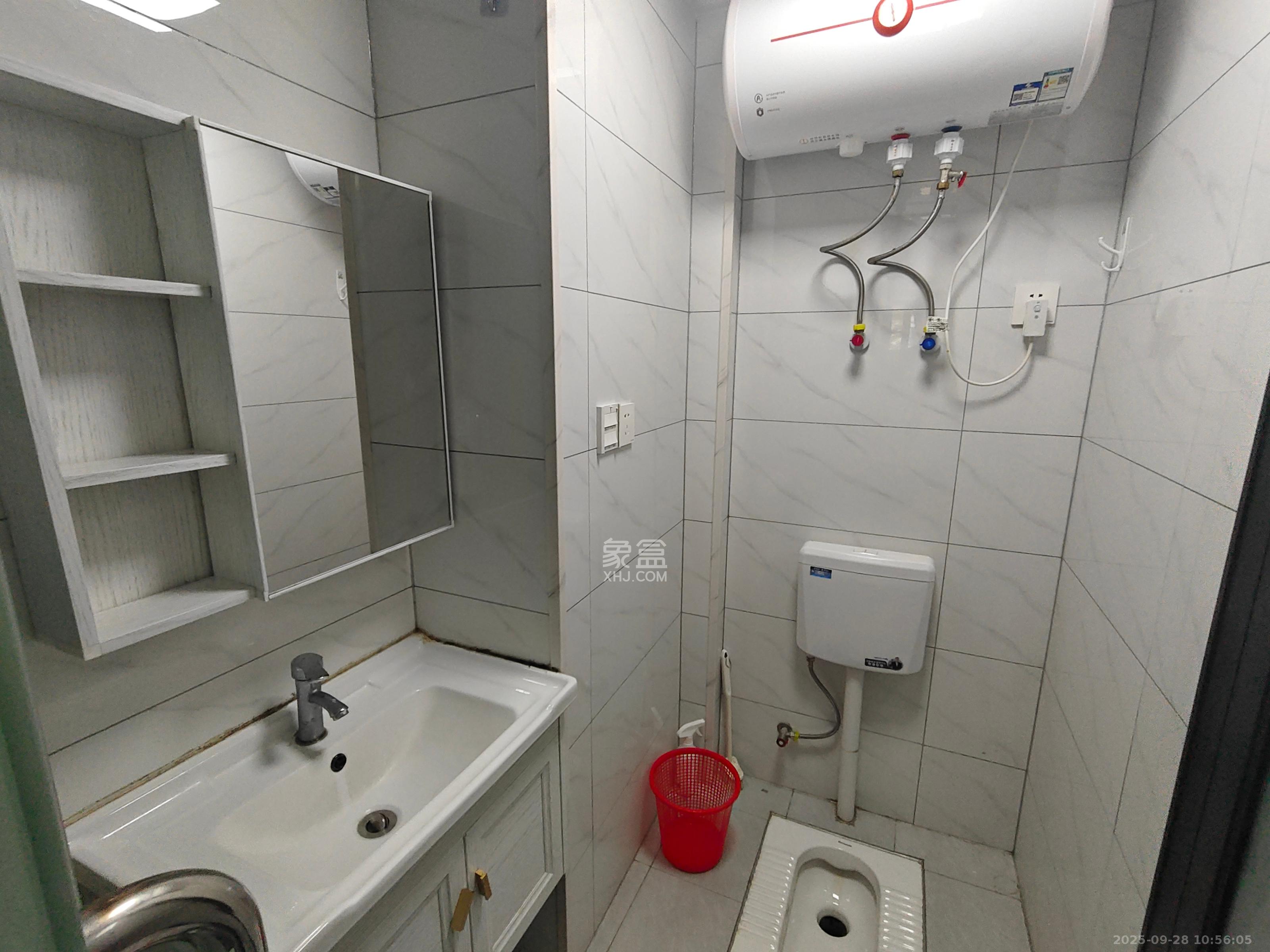 龙湖湘江星座(祺鑫星座公寓) 1室1厅1卫 1280.0元/月 龙湖湘江星座(祺鑫星座公寓) 1室1厅1卫 1280.0元/月室内图