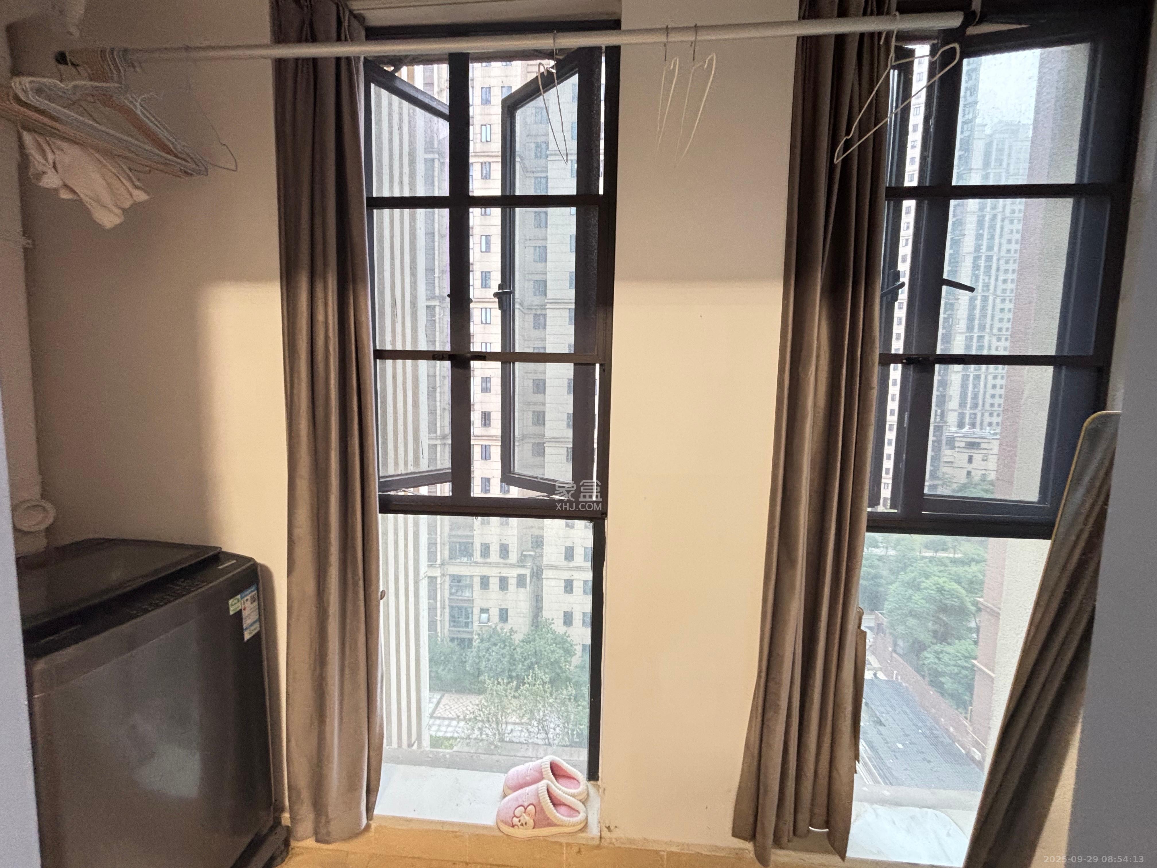 荣泰广场  1室0厅0卫    1200.0元/月室内图