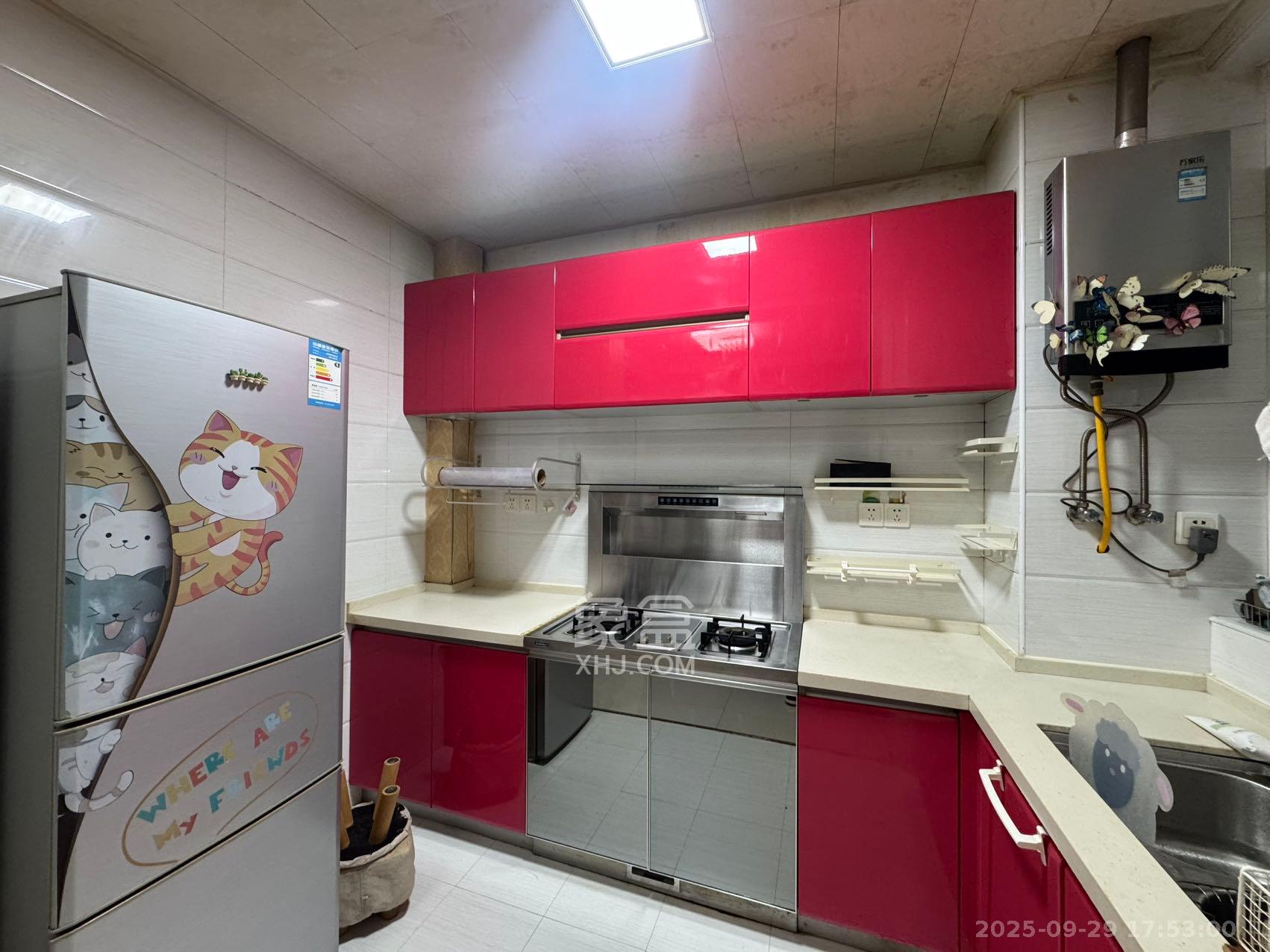 麓山枫情  2室2厅1卫   2600.00元/月室内图