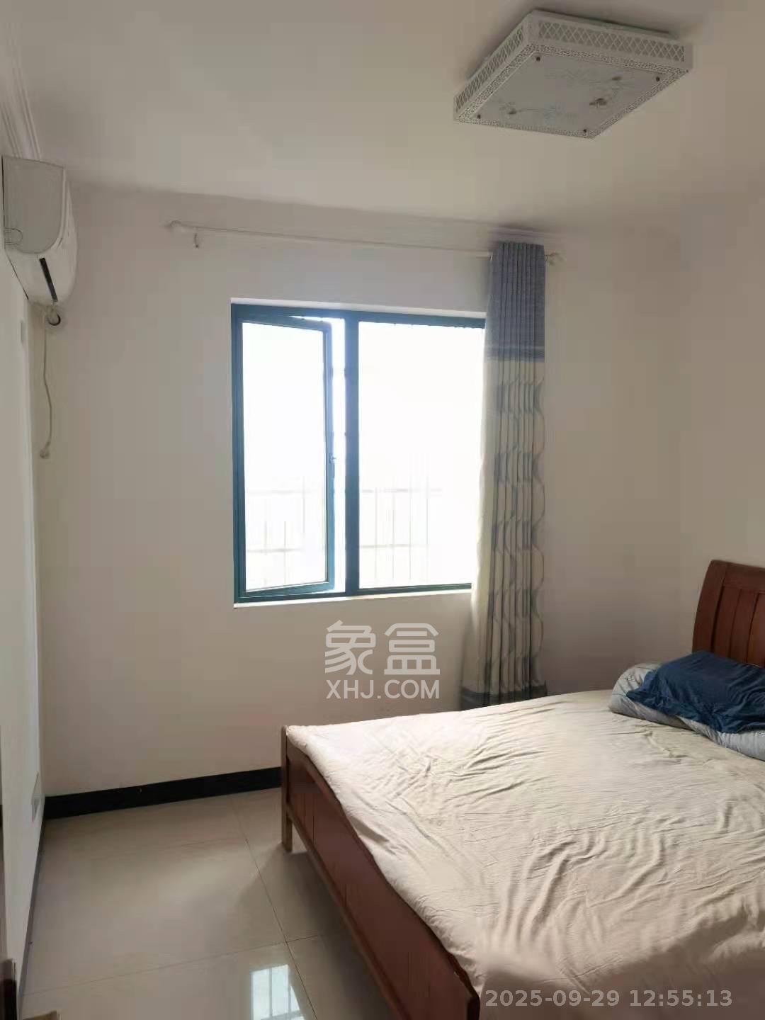 西韵佳苑 2室1厅1卫 2300.0元/月 西韵佳苑 2室1厅1卫 2300.0元/月室内图