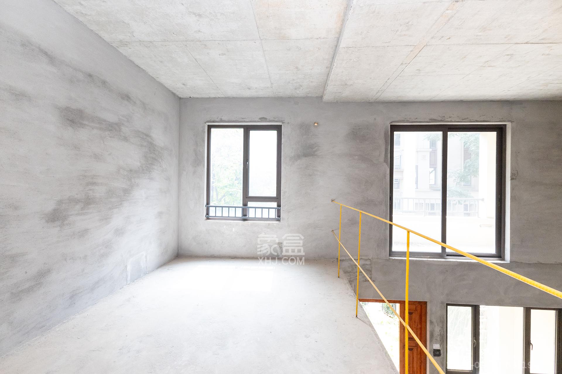 龙湖璟宸原著(龙湖紫宸) 4室2厅2卫 228.0万 龙湖璟宸原著(龙湖紫宸) 4室2厅2卫 228.0万卧室