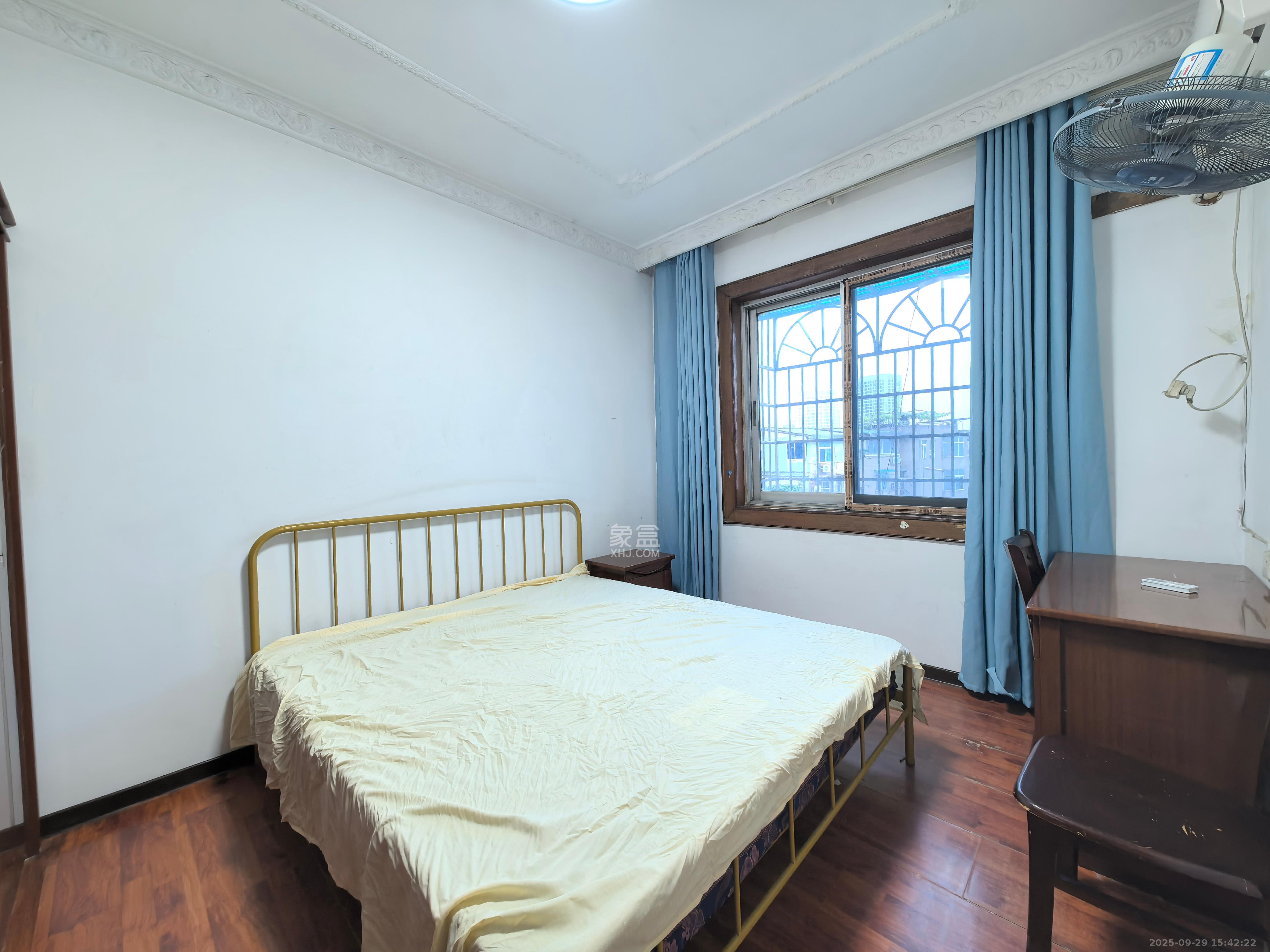 法院宿舍（德雅路61号/93号）  3室2厅1卫    1600.0元/月室内图