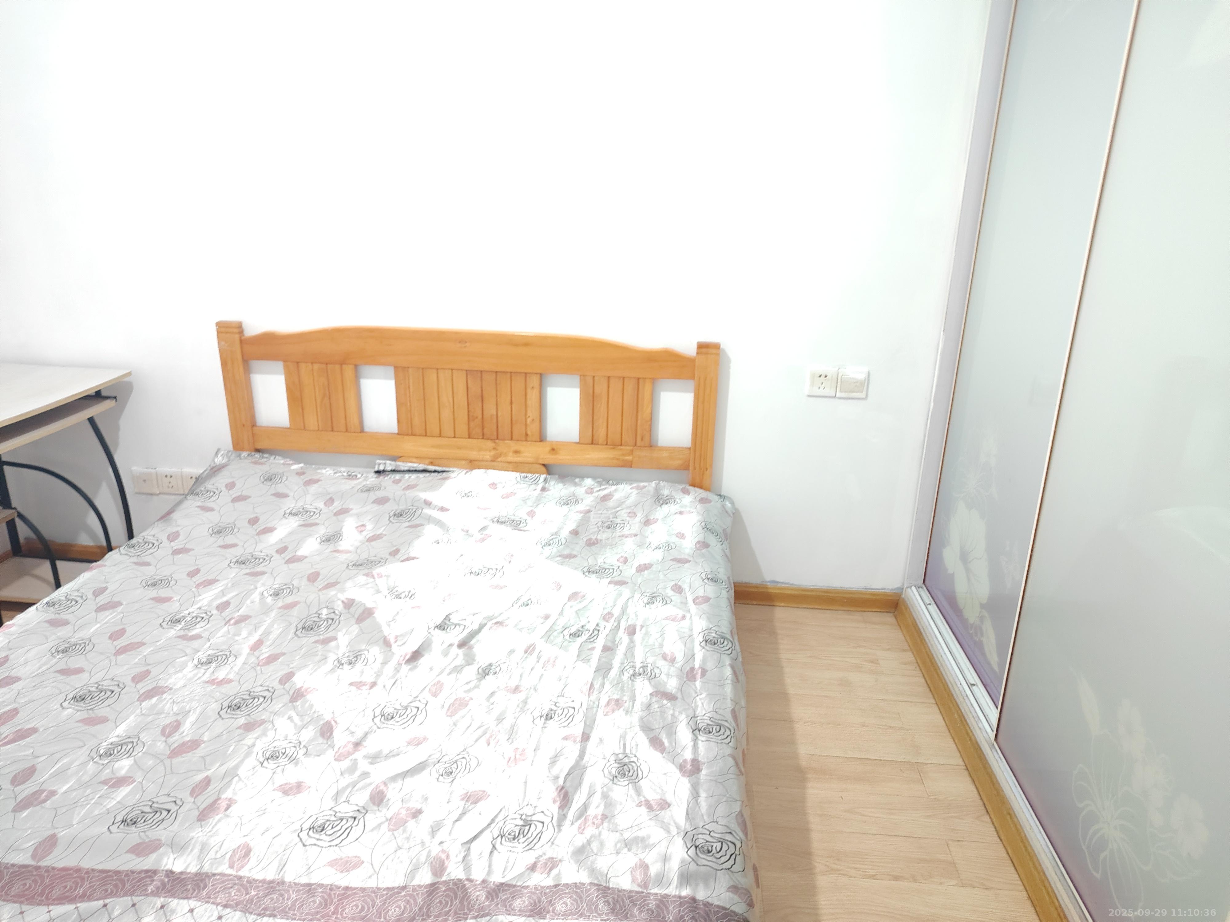 好家园  2室2厅1卫    1500.0元/月室内图