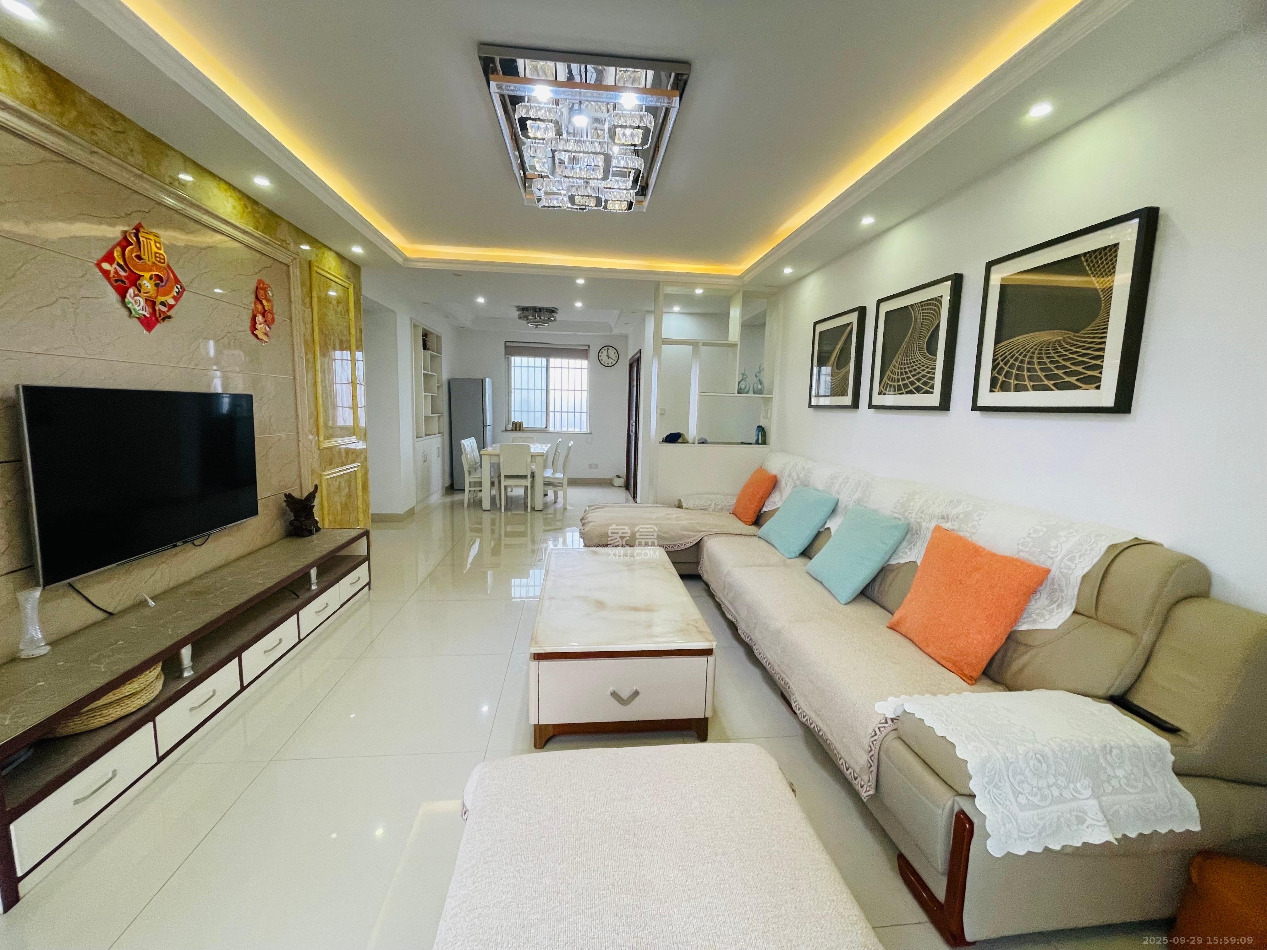 筑梦园 1室0厅0卫 2000.0元/月 筑梦园 1室0厅0卫 2000.0元/月室内图