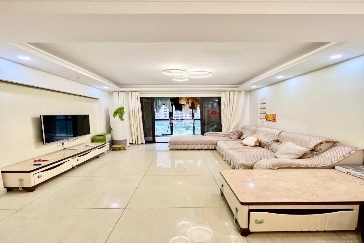 海洋半岛(月珑湾) 3室2厅2卫 2500.00元/月 海洋半岛(月珑湾) 3室2厅2卫 2500.00元/月室内图