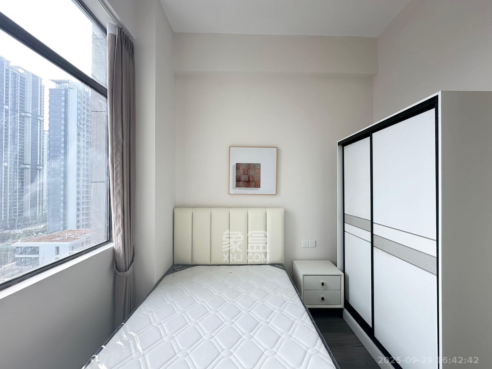 诺德滨江逸园(中铁逸园) 1室1厅1卫 2800.0元/月 诺德滨江逸园(中铁逸园) 1室1厅1卫 2800.0元/月室内图