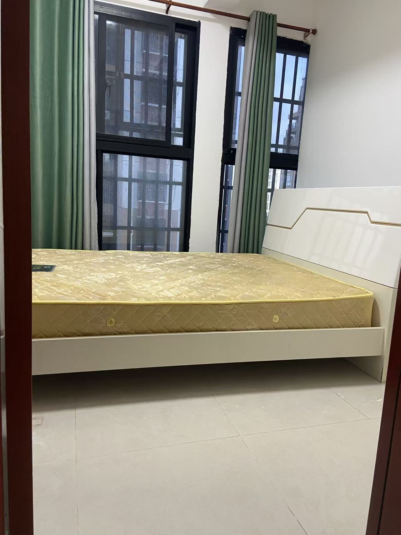 江东水岸  3室2厅1卫   2500.00元/月室内图