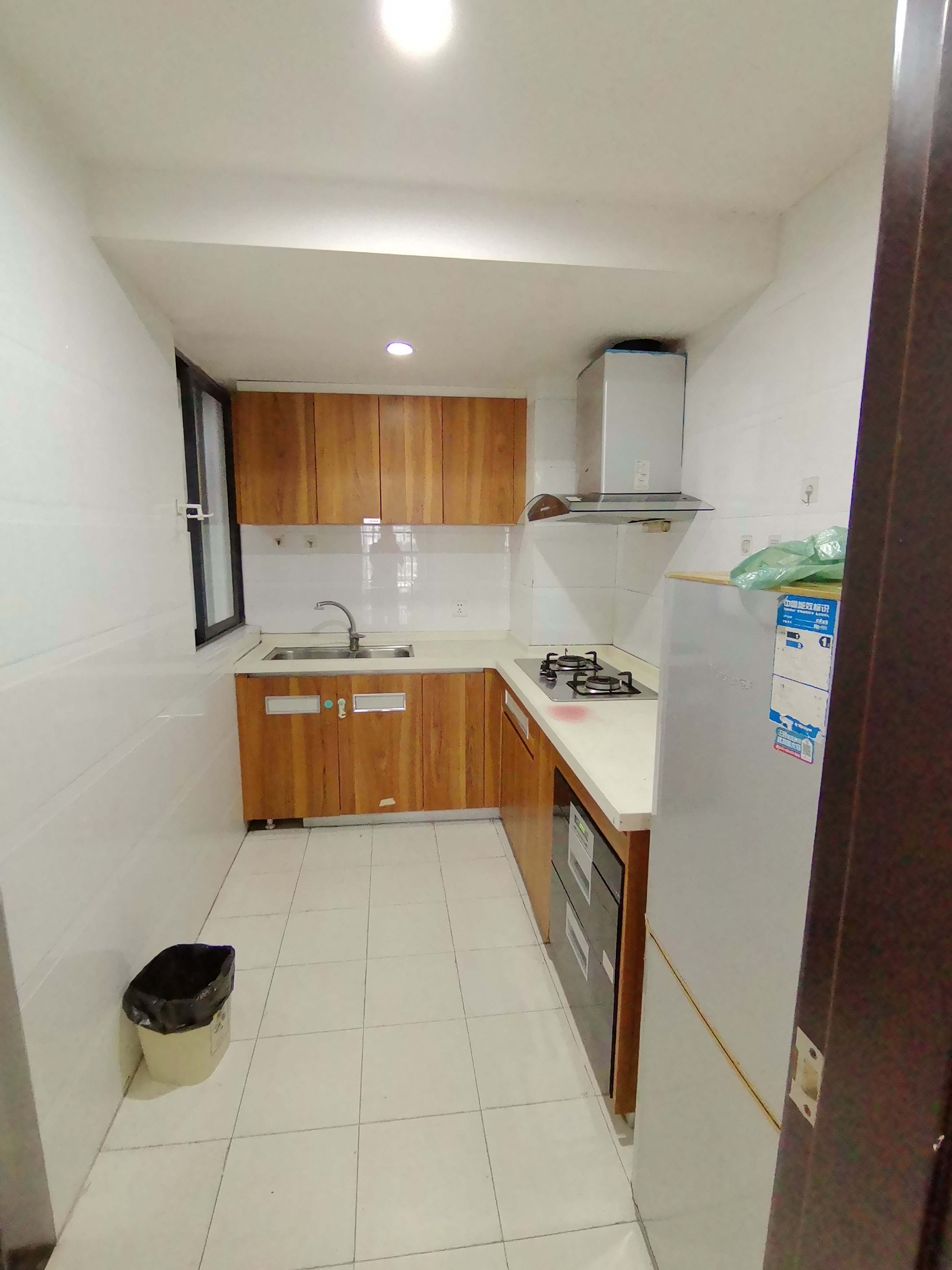 椰岛广场  2室1厅1卫    3000.0元/月室内图