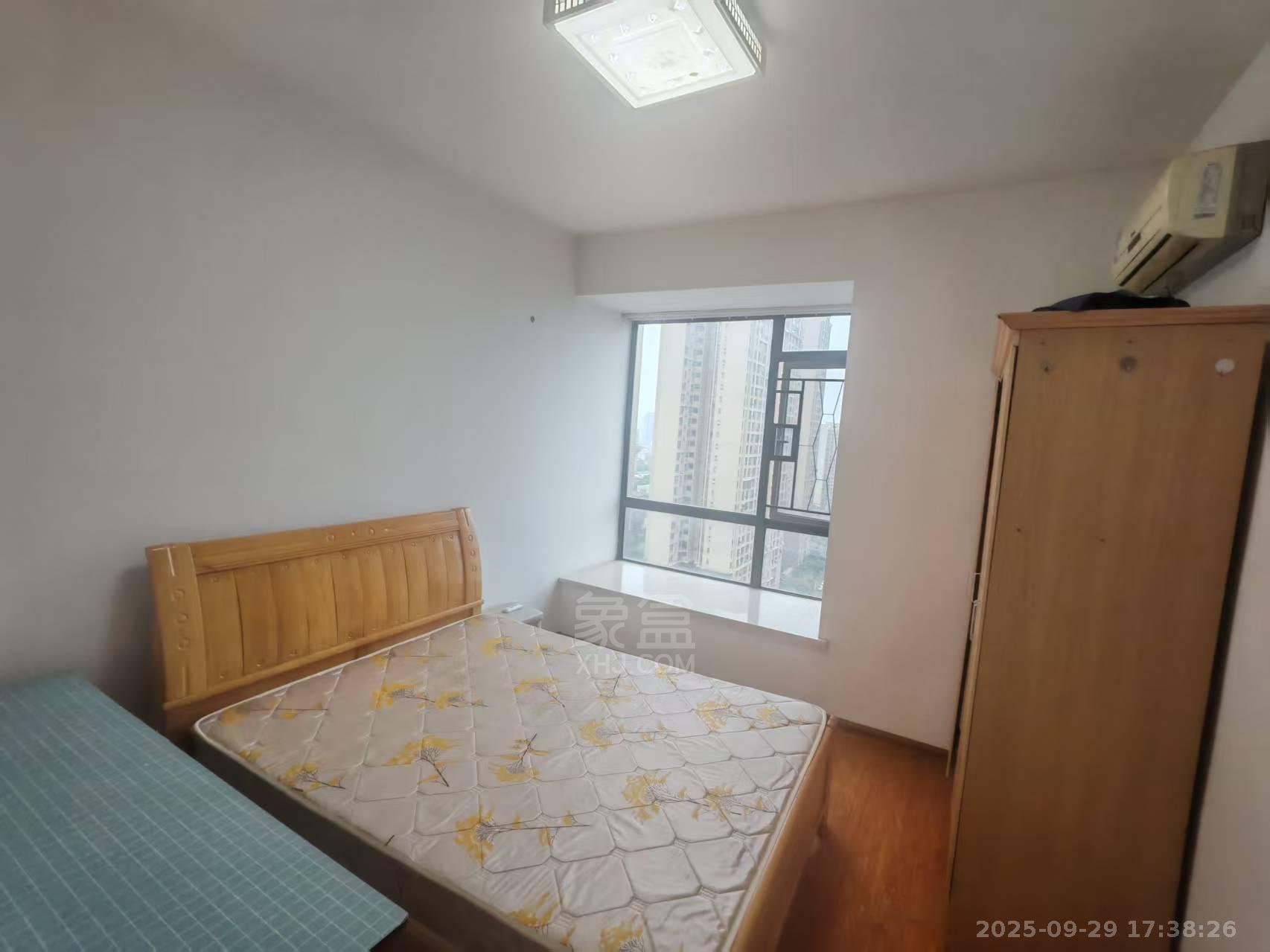 华晨御园 2室2厅1卫 1600.0元/月 华晨御园 2室2厅1卫 1600.0元/月户型图