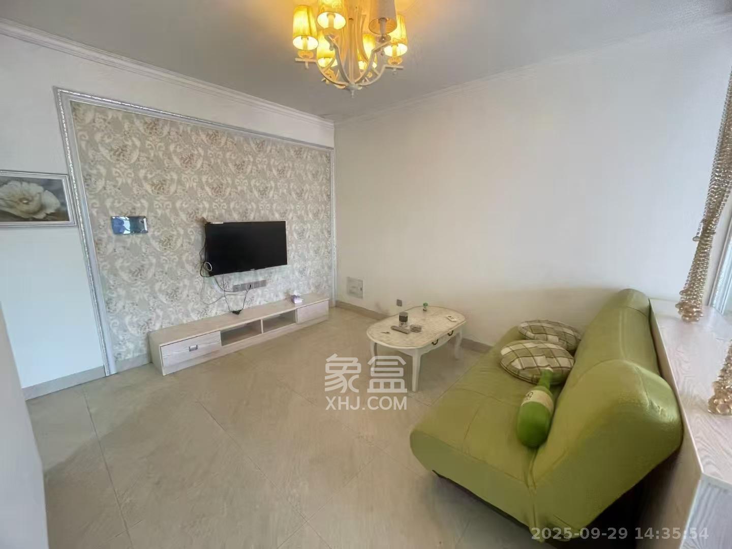 金侨城 1室1厅1卫 1100.0元/月 金侨城 1室1厅1卫 1100.0元/月室内图