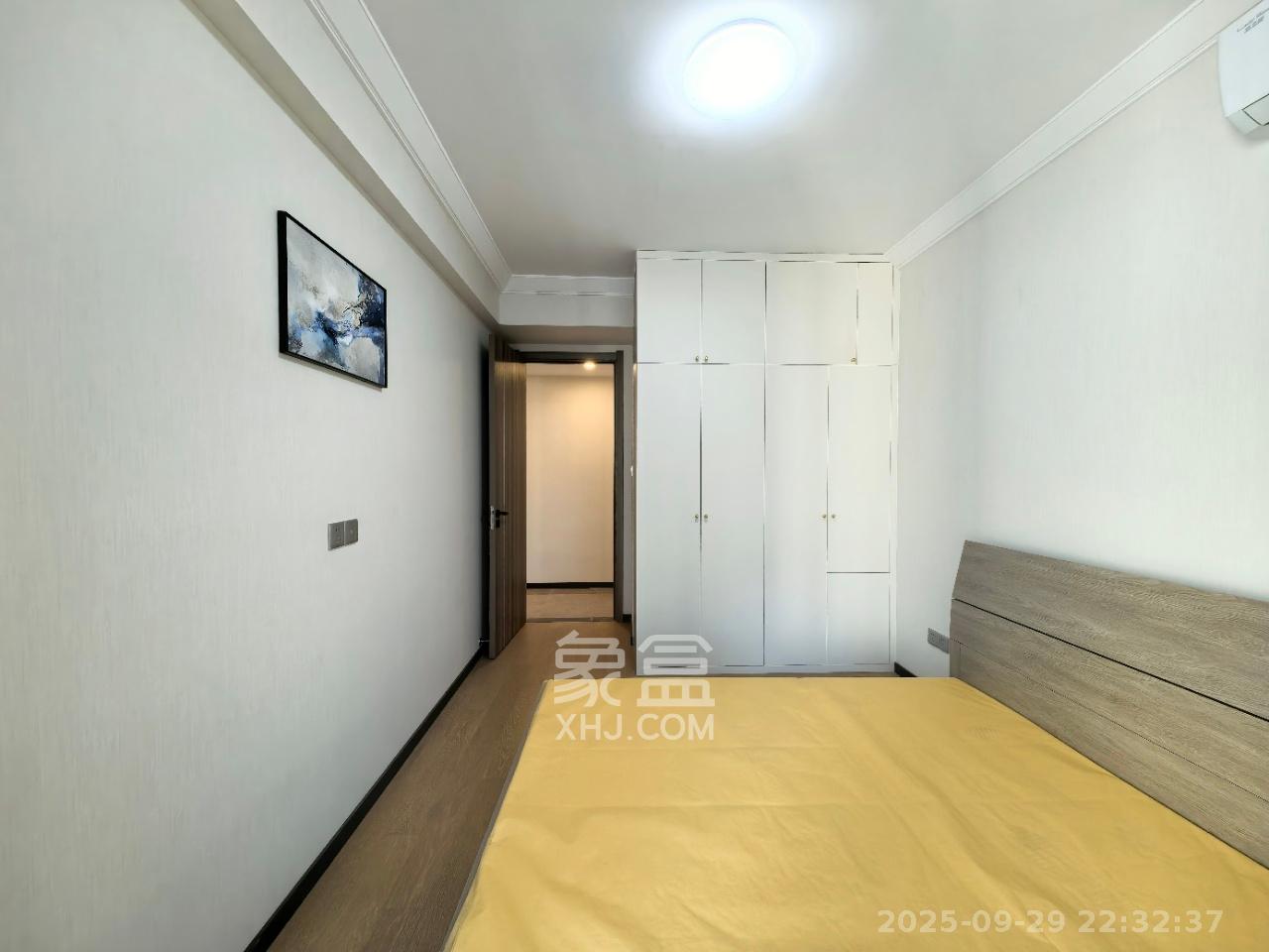 中海阅溪府  4室2厅2卫   3800.00元/月室内图