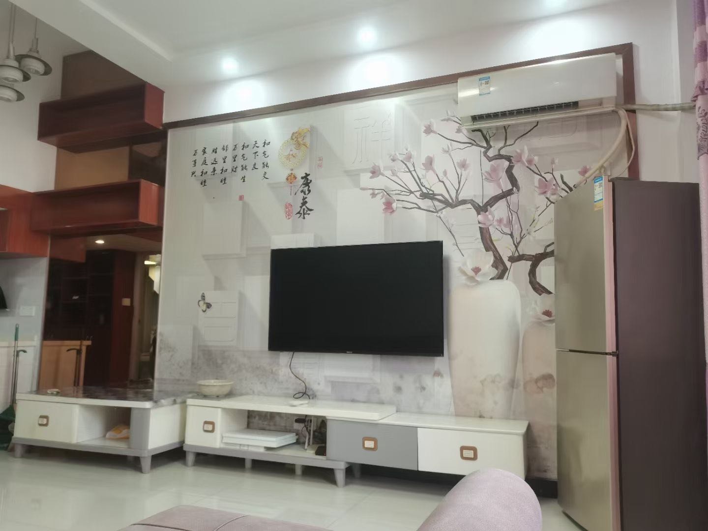 欣天蓝郡 1室1厅1卫 900.0元/月 欣天蓝郡 1室1厅1卫 900.0元/月室内图