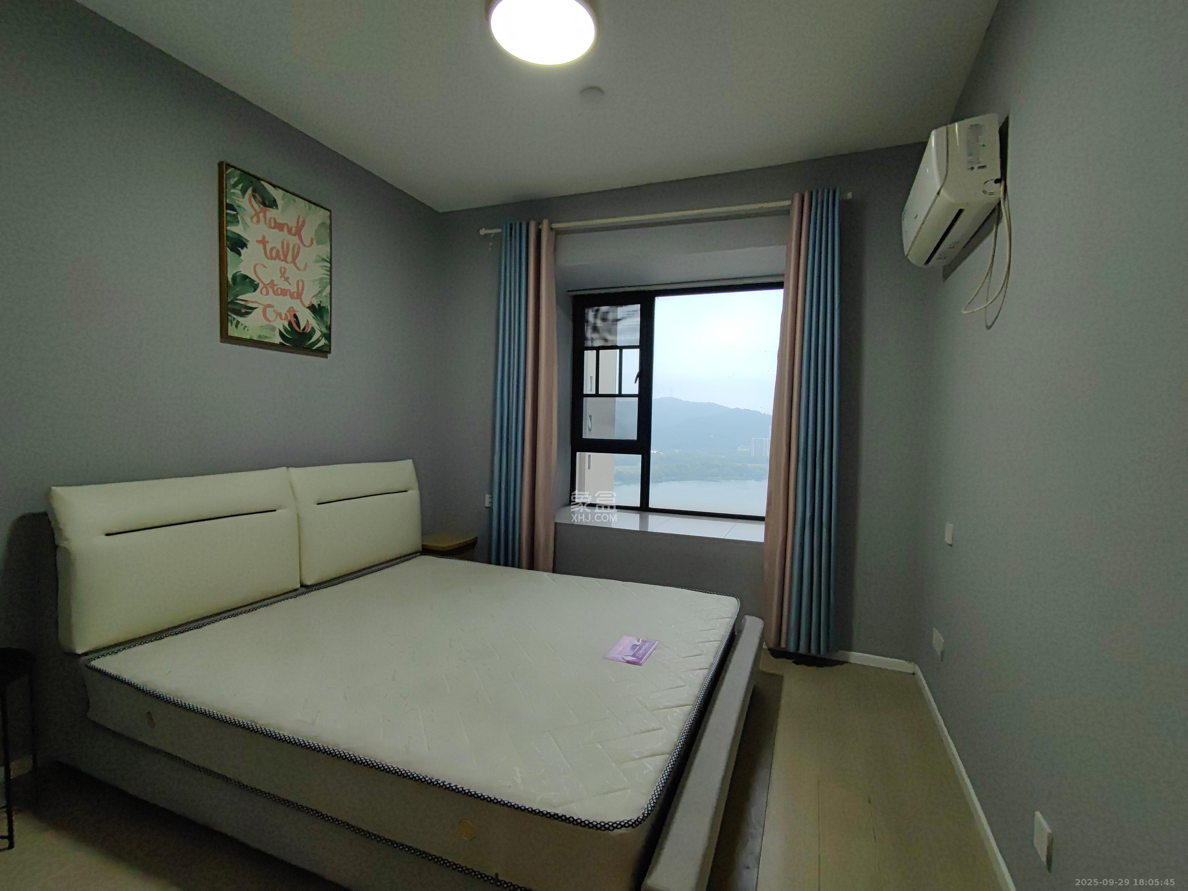 中建梅溪湖中心  4室2厅2卫    3600.0元/月室内图