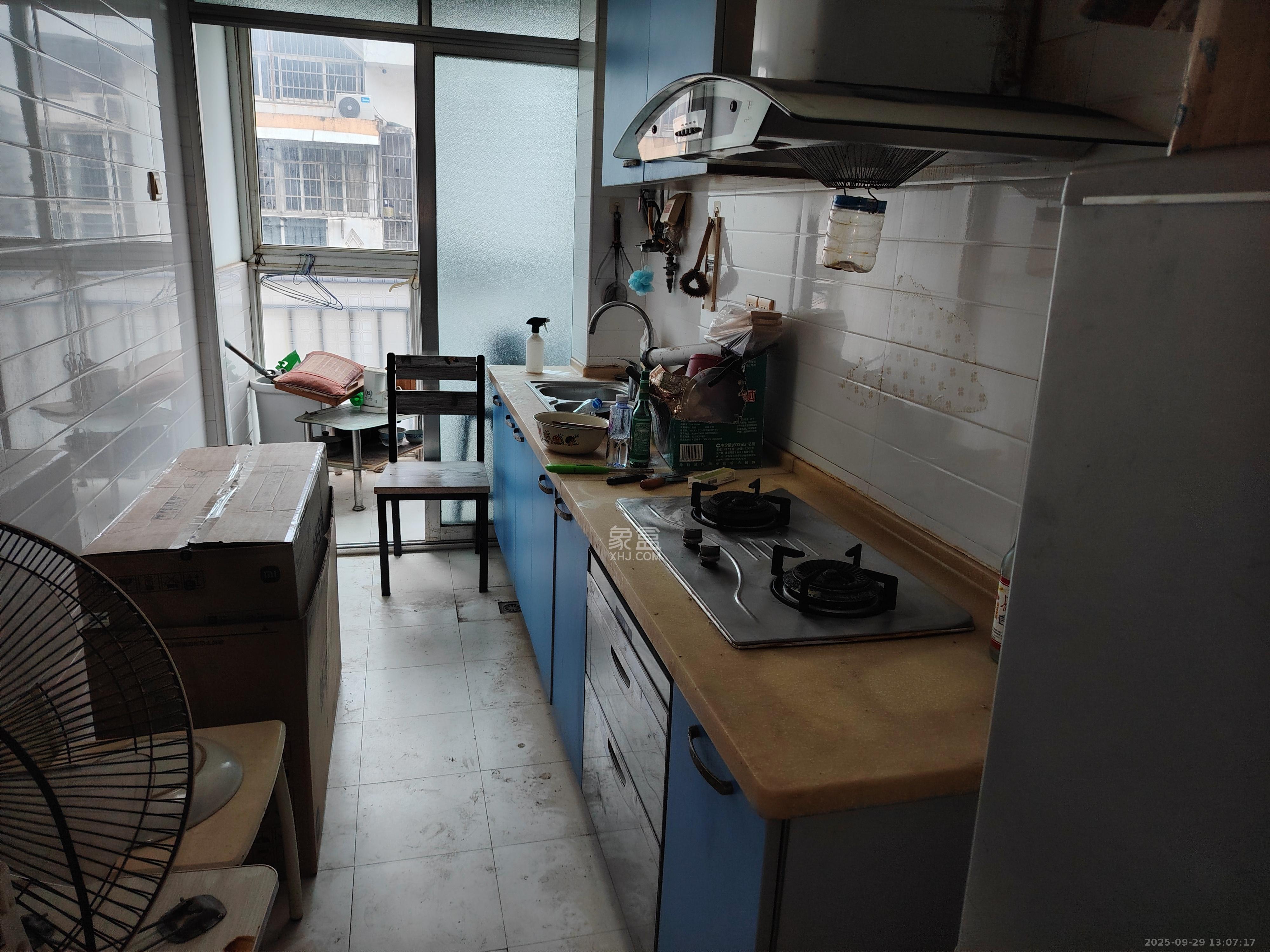 好家园 4室2厅2卫 1800.0元/月 好家园 4室2厅2卫 1800.0元/月室内图