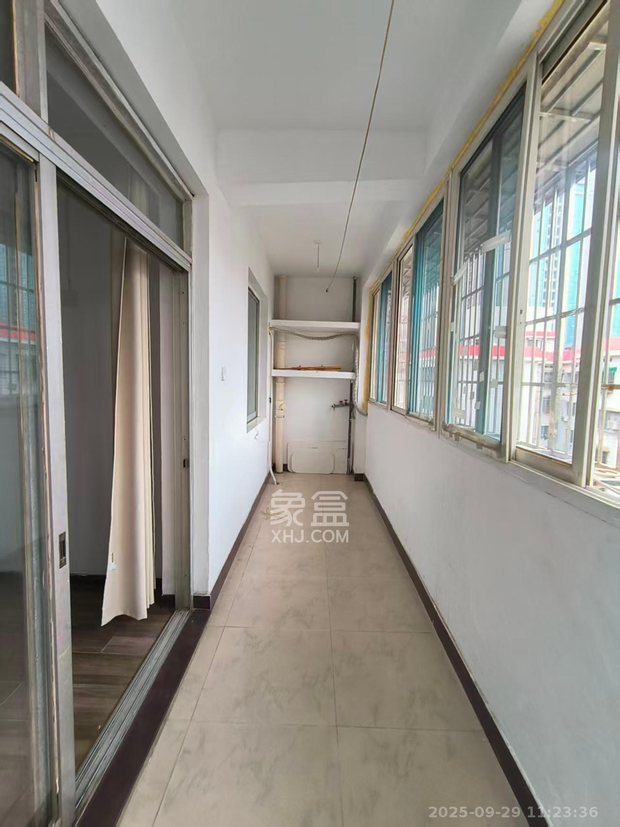 竹园公寓 2室1厅1卫 1800.0元/月 竹园公寓 2室1厅1卫 1800.0元/月室内图