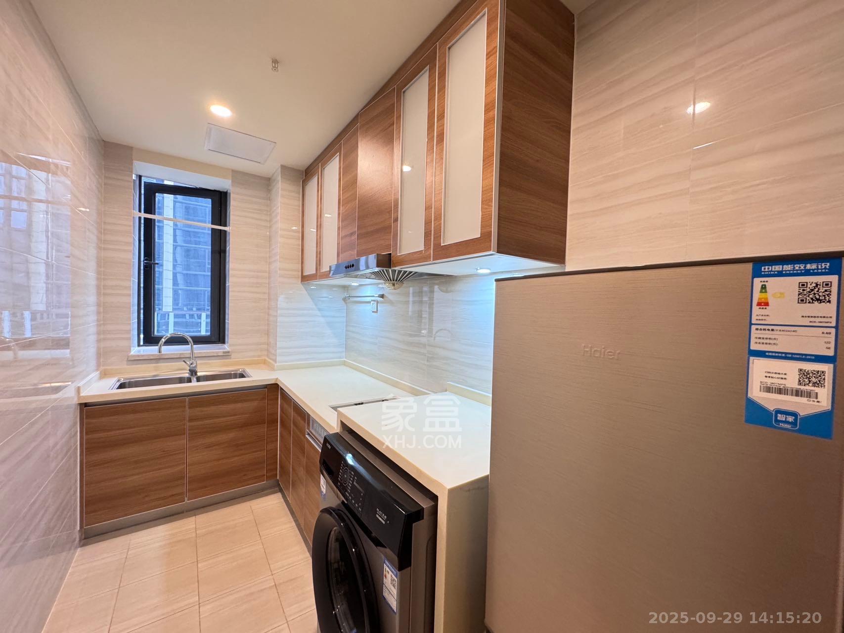 恒大金融广场  1室1厅1卫    2000.0元/月室内图