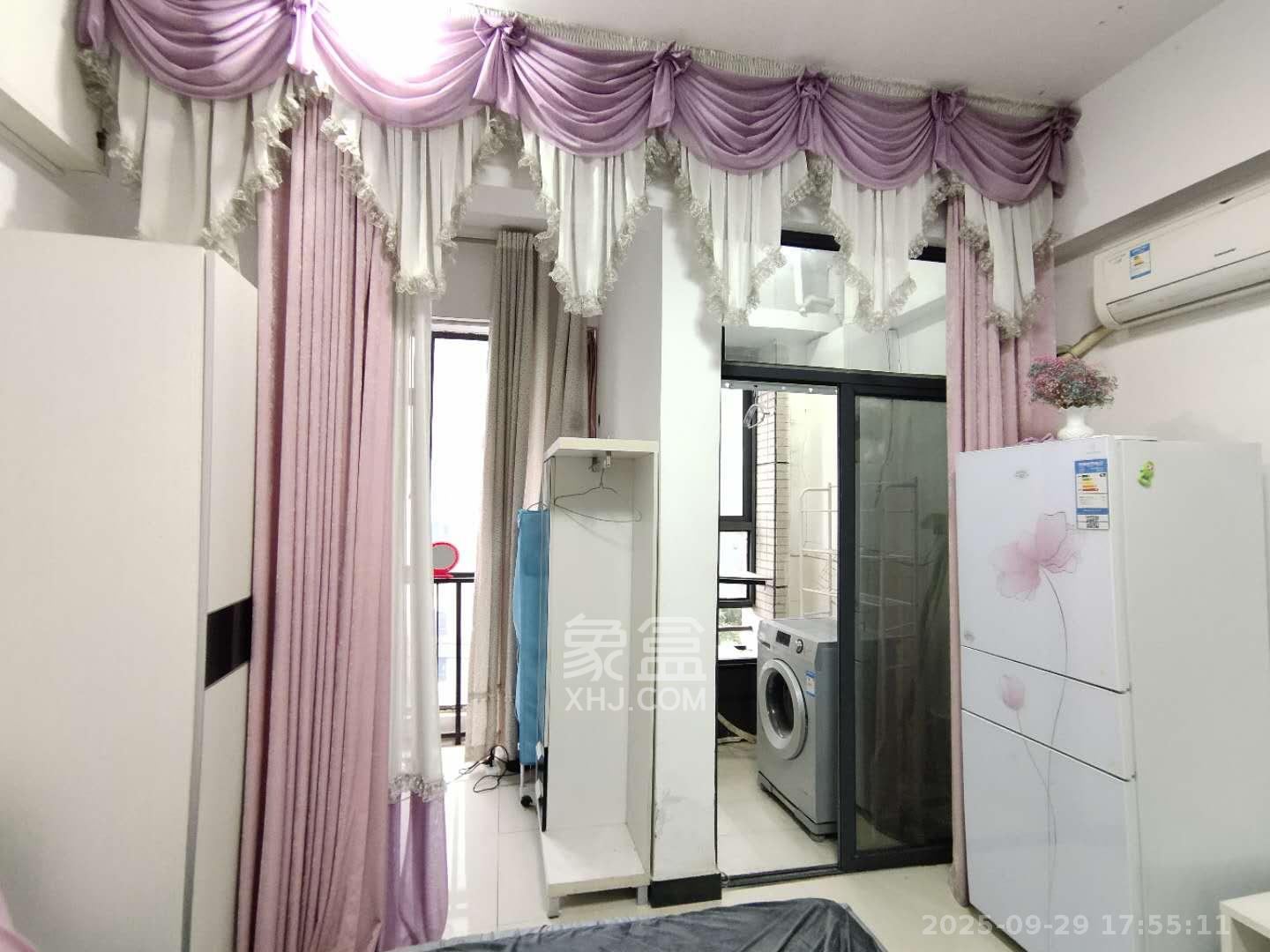 长房时代城  1室1厅1卫   1600.00元/月室内图