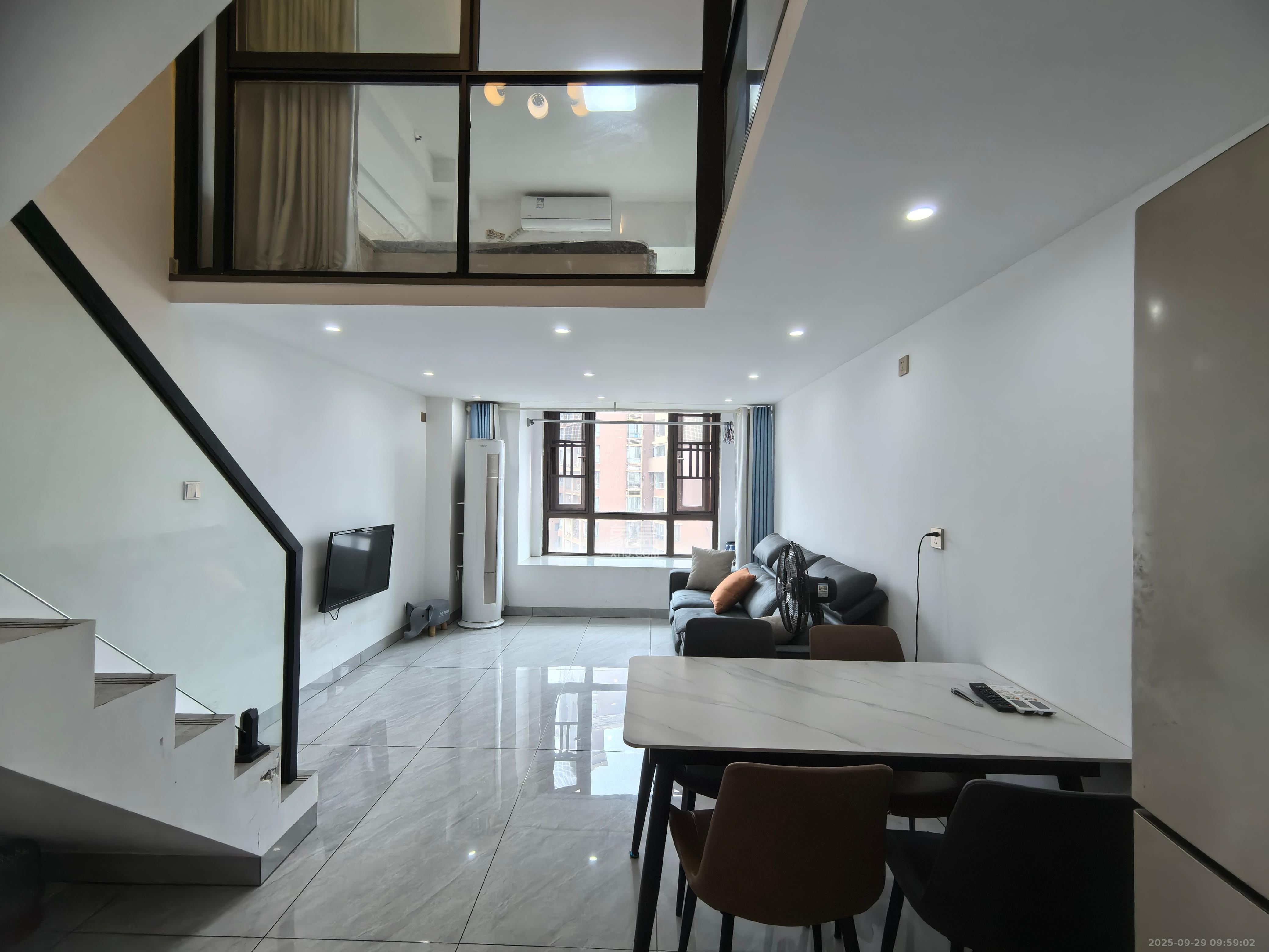 弘阳时光里 2室1厅1卫 2000.0元/月 弘阳时光里 2室1厅1卫 2000.0元/月室内图