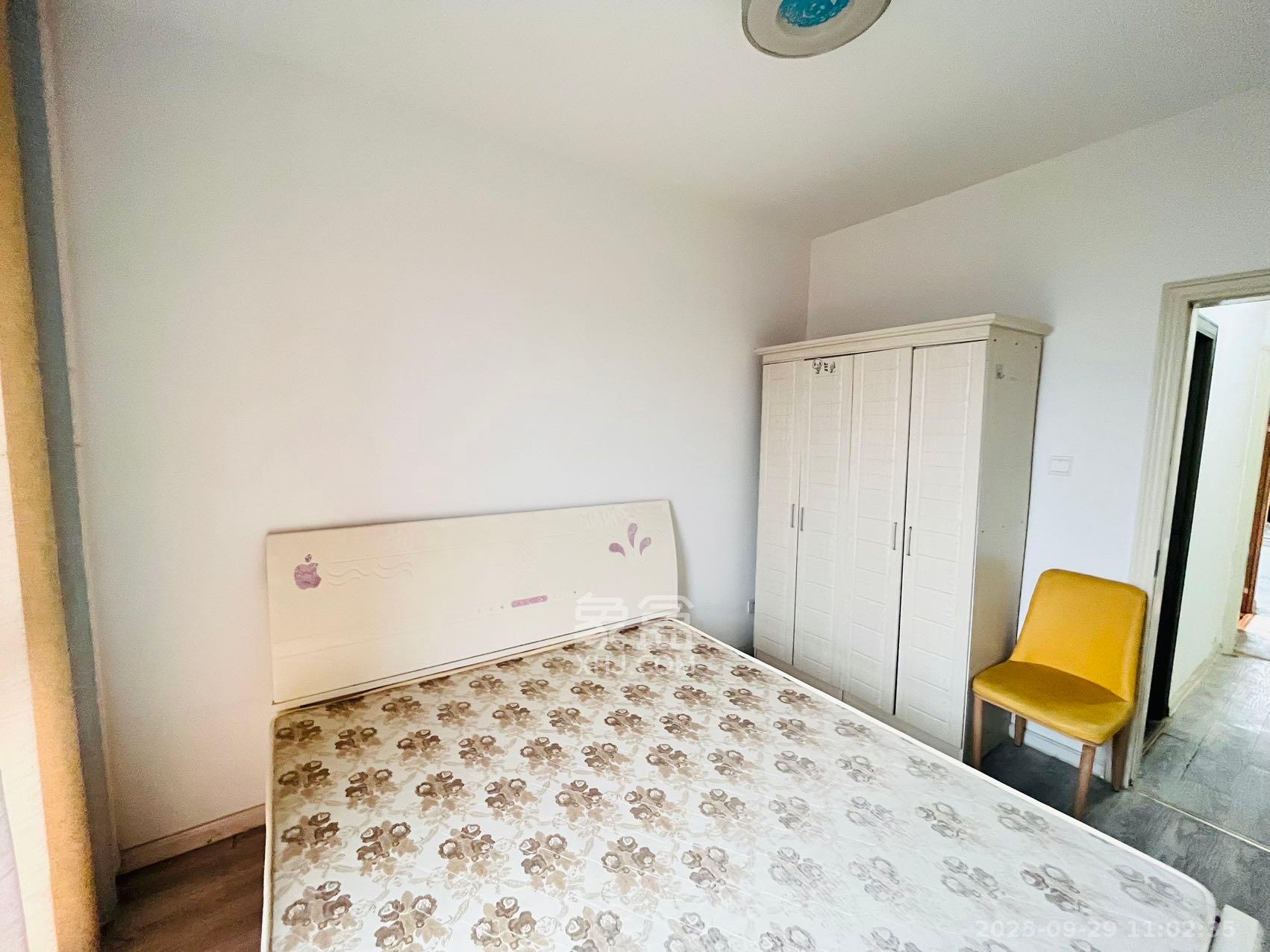 优山美地 3室2厅2卫 2600.0元/月 优山美地 3室2厅2卫 2600.0元/月室内图