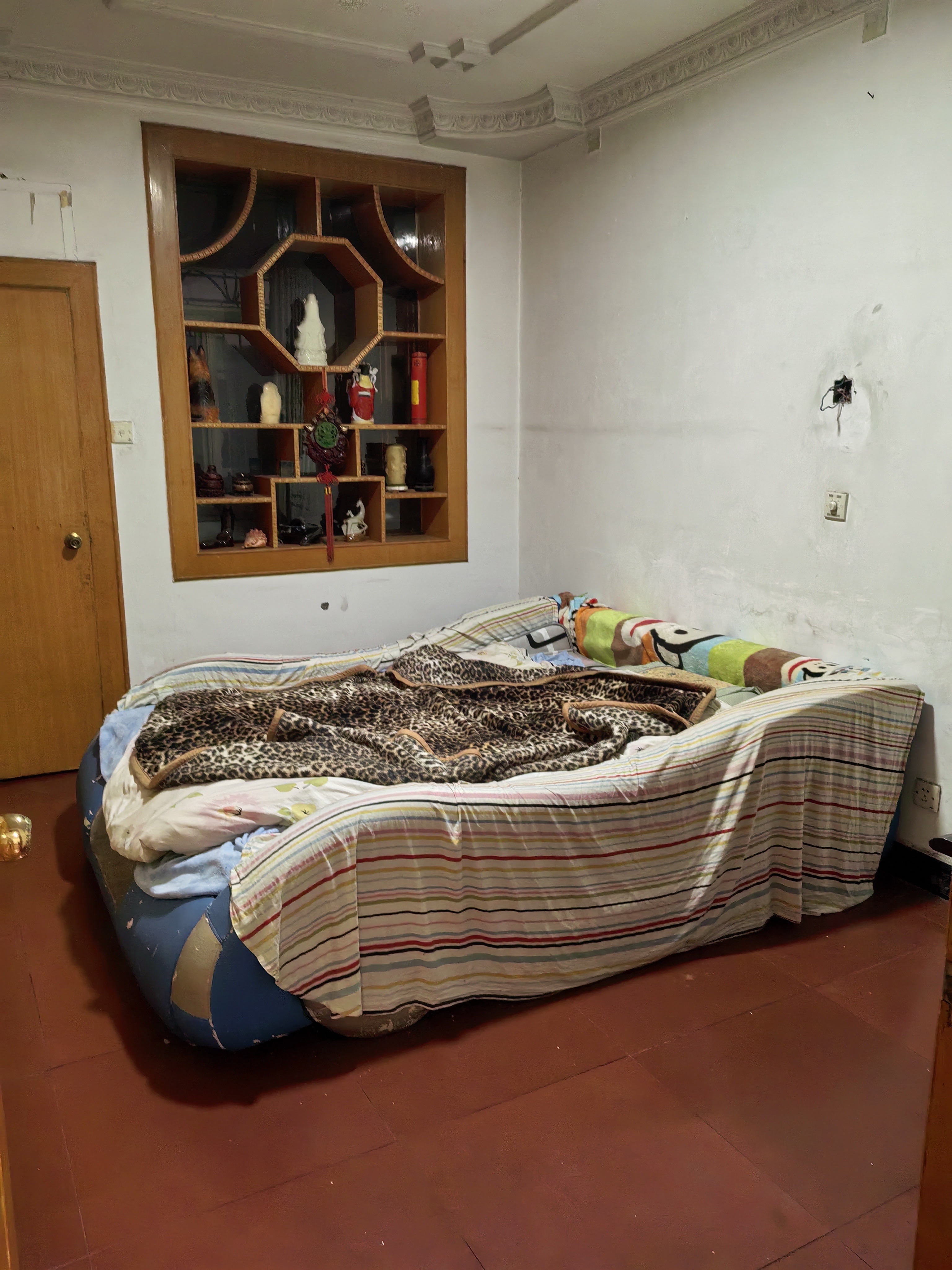 娄底市财政局宿舍区 3室2厅2卫 60.0万 娄底市财政局宿舍区 3室2厅2卫 60.0万客厅