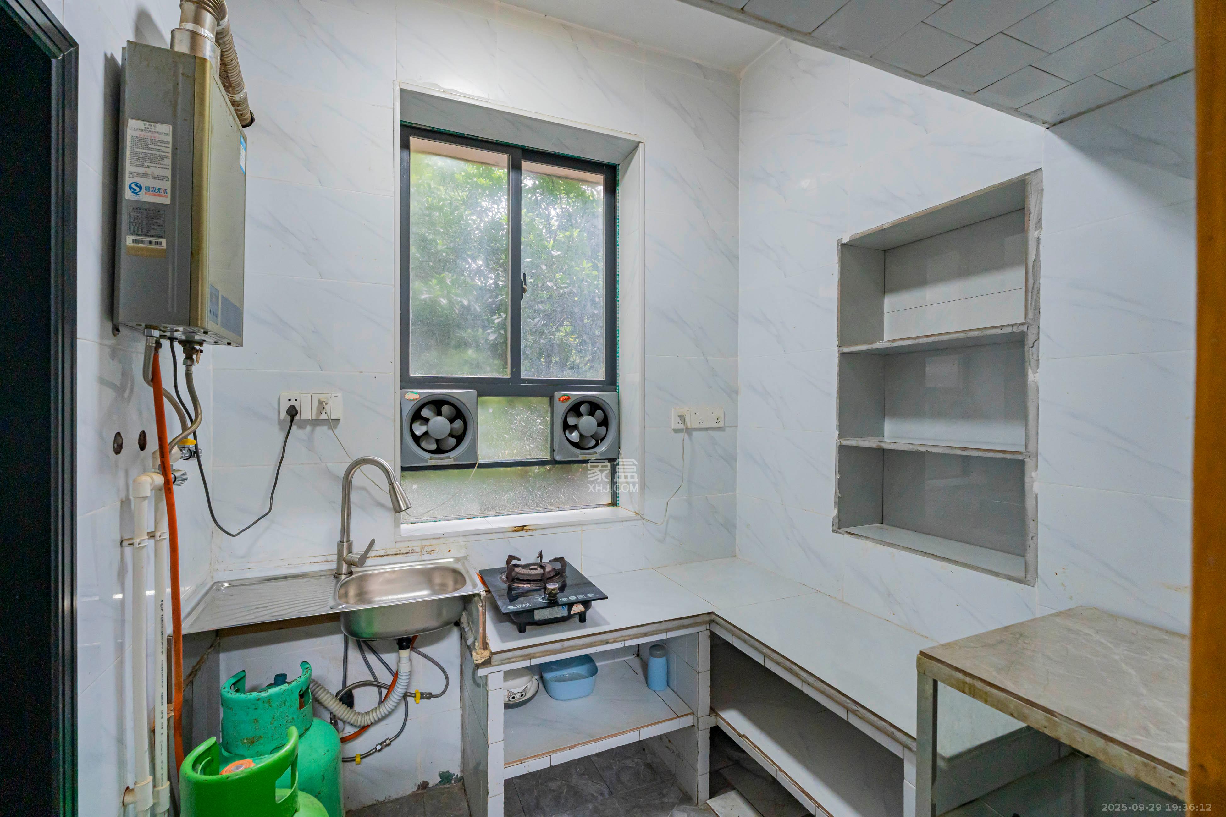 晴佳巷散盘 2室2厅1卫 38.5万 晴佳巷散盘 2室2厅1卫 38.5万厨房