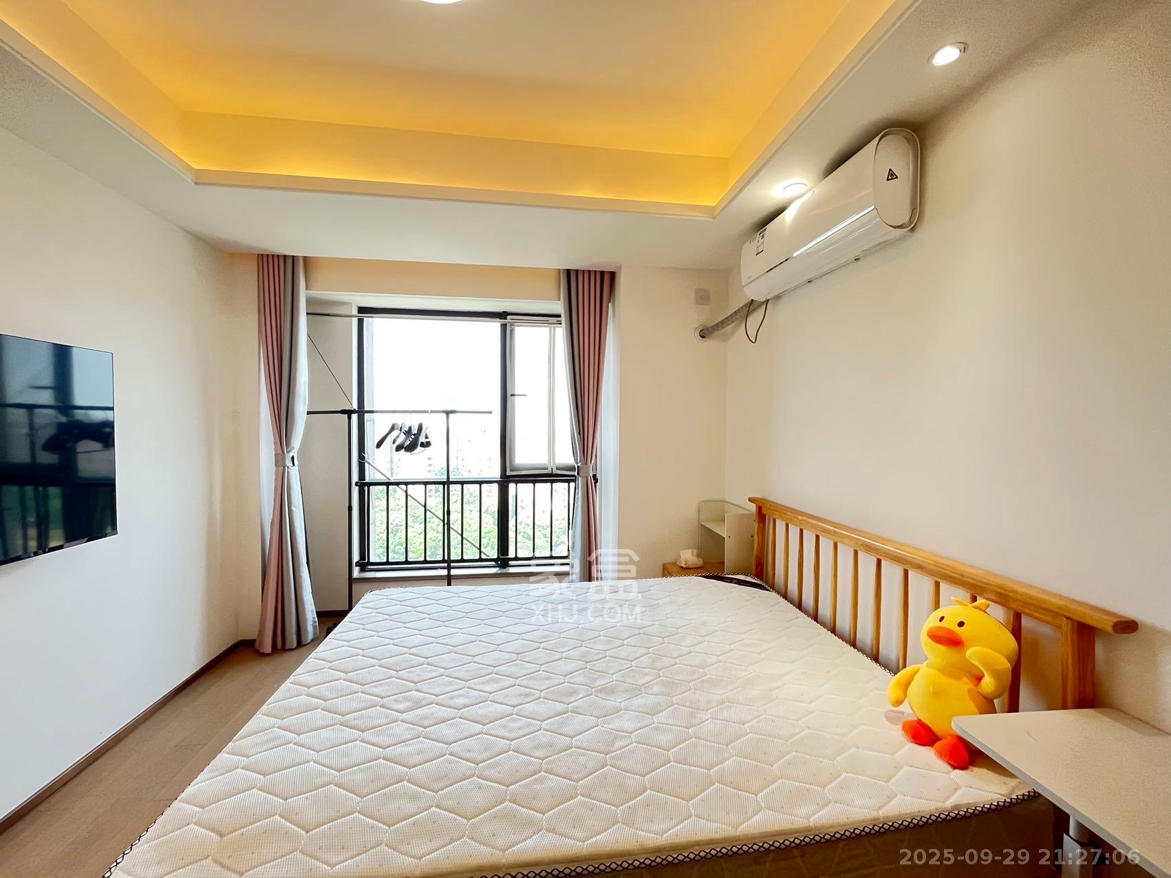 旭辉华宇南宸府 1室0厅0卫 1300.0元/月 旭辉华宇南宸府 1室0厅0卫 1300.0元/月室内图