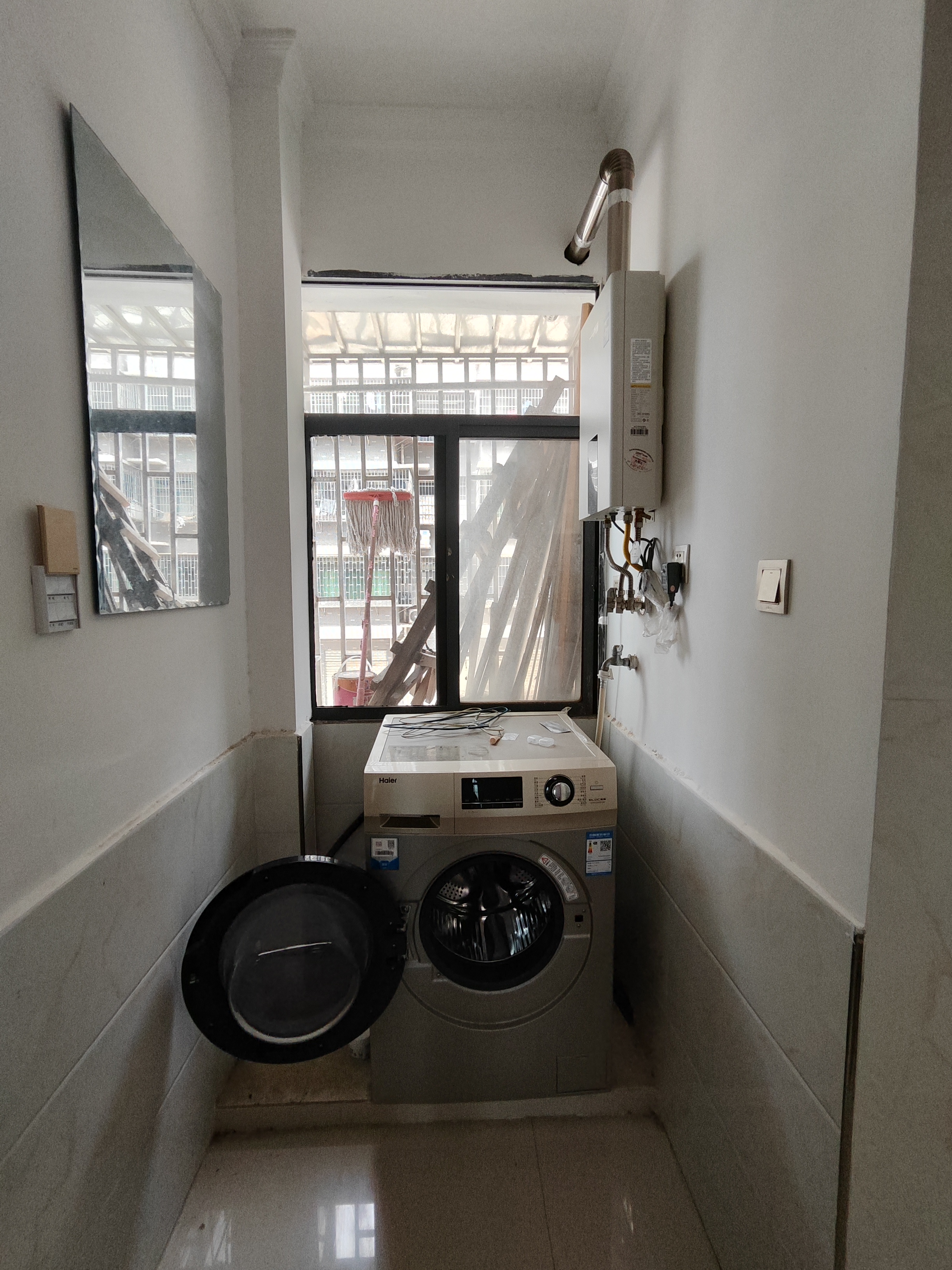 互助小区 2室1厅1卫 1000.0元/月 互助小区 2室1厅1卫 1000.0元/月室内图