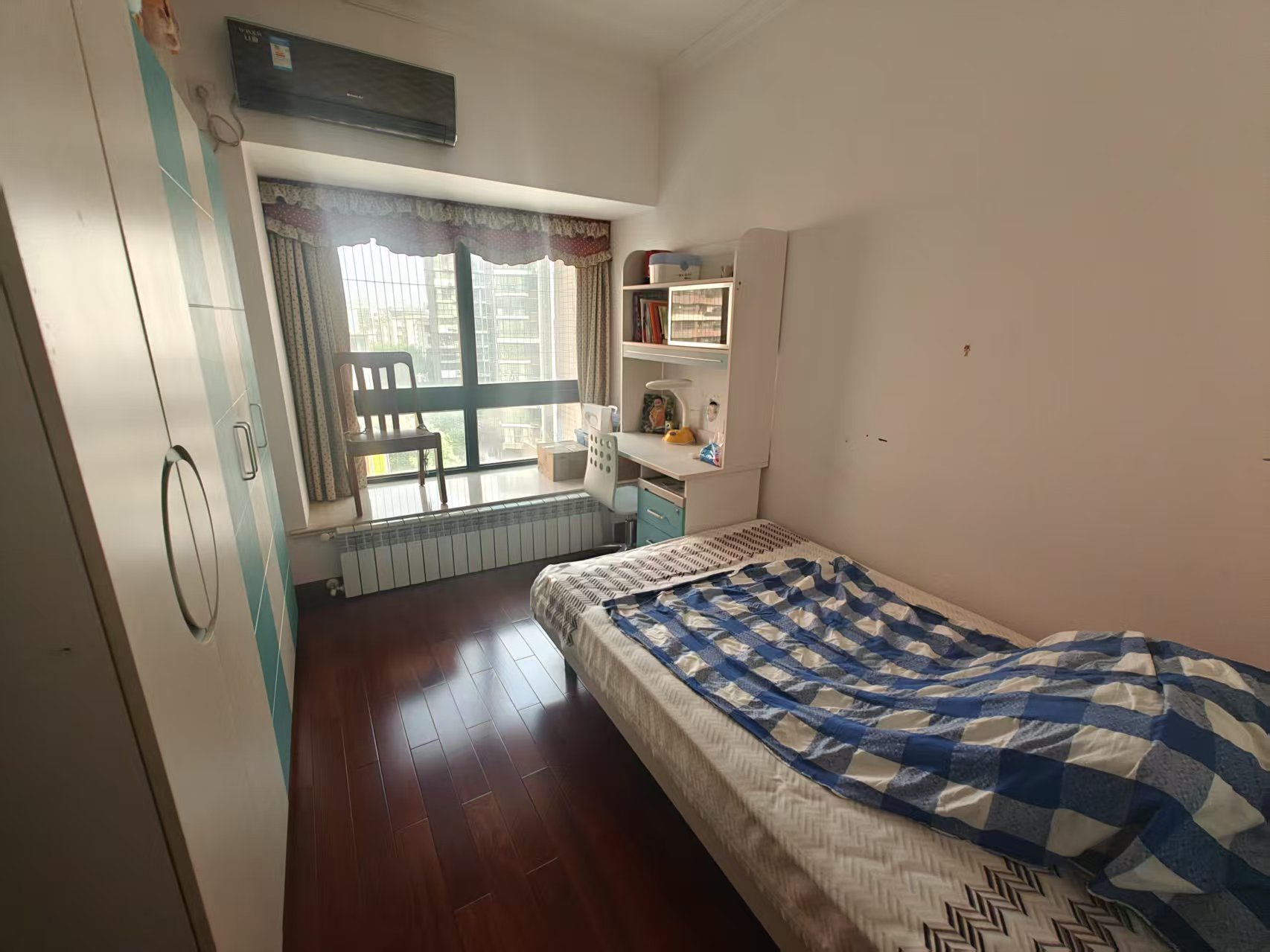 金域半岛 4室2厅2卫 72.0万 金域半岛 4室2厅2卫 72.0万室内图