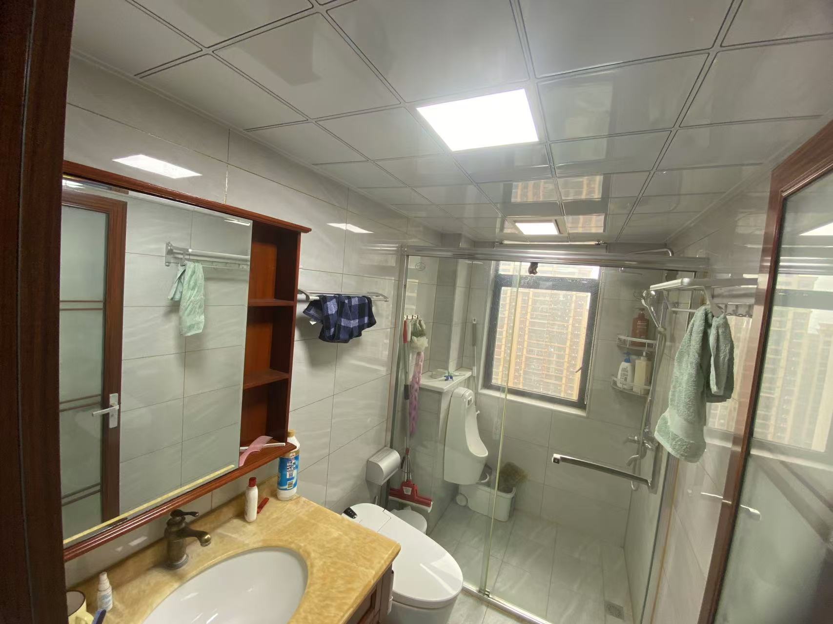 时代新城(翰林府) 3室2厅2卫 75.0万 时代新城(翰林府) 3室2厅2卫 75.0万室内图