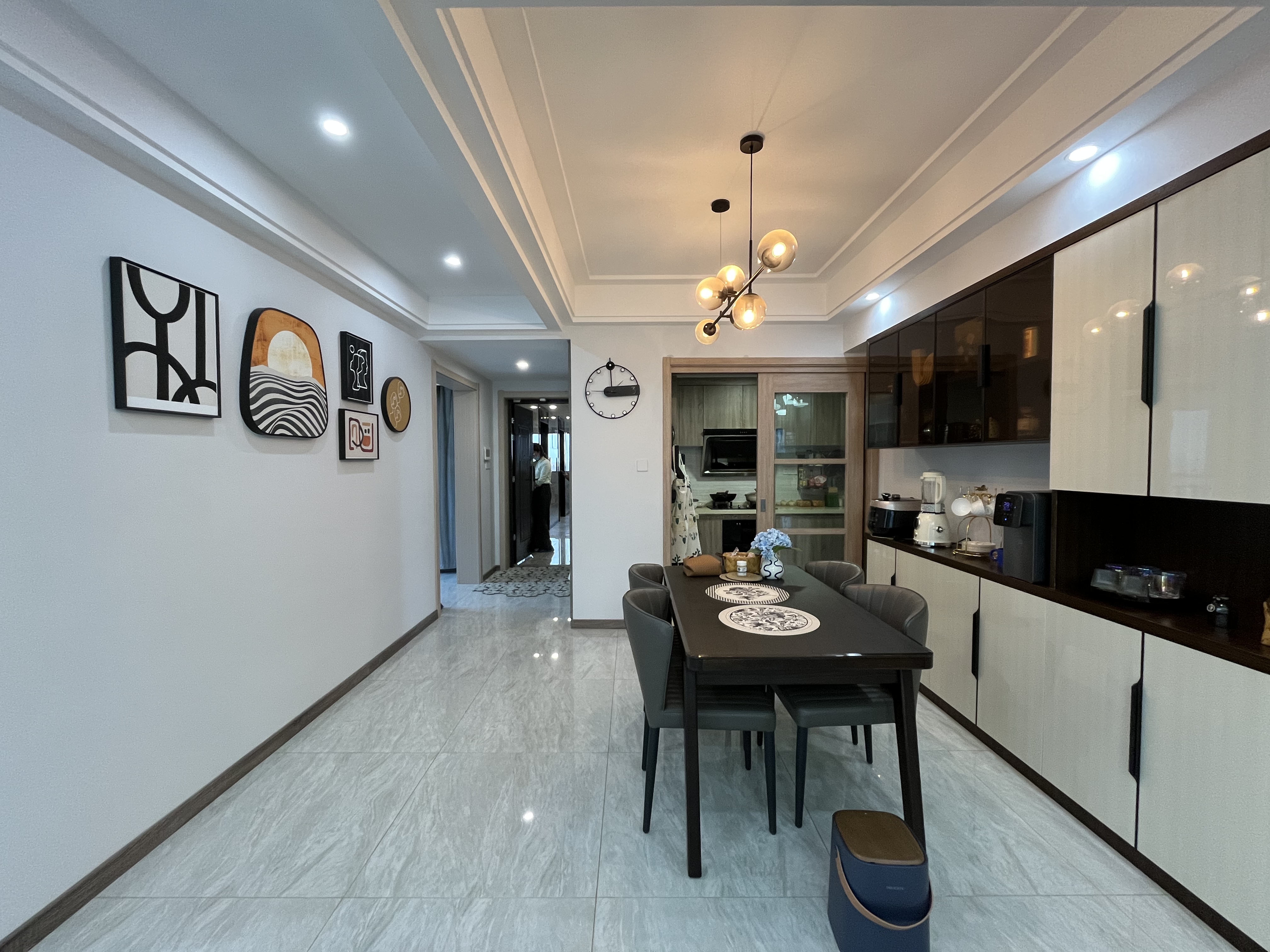 蓝溪谷 4室2厅2卫 89.8万 蓝溪谷 4室2厅2卫 89.8万室内图