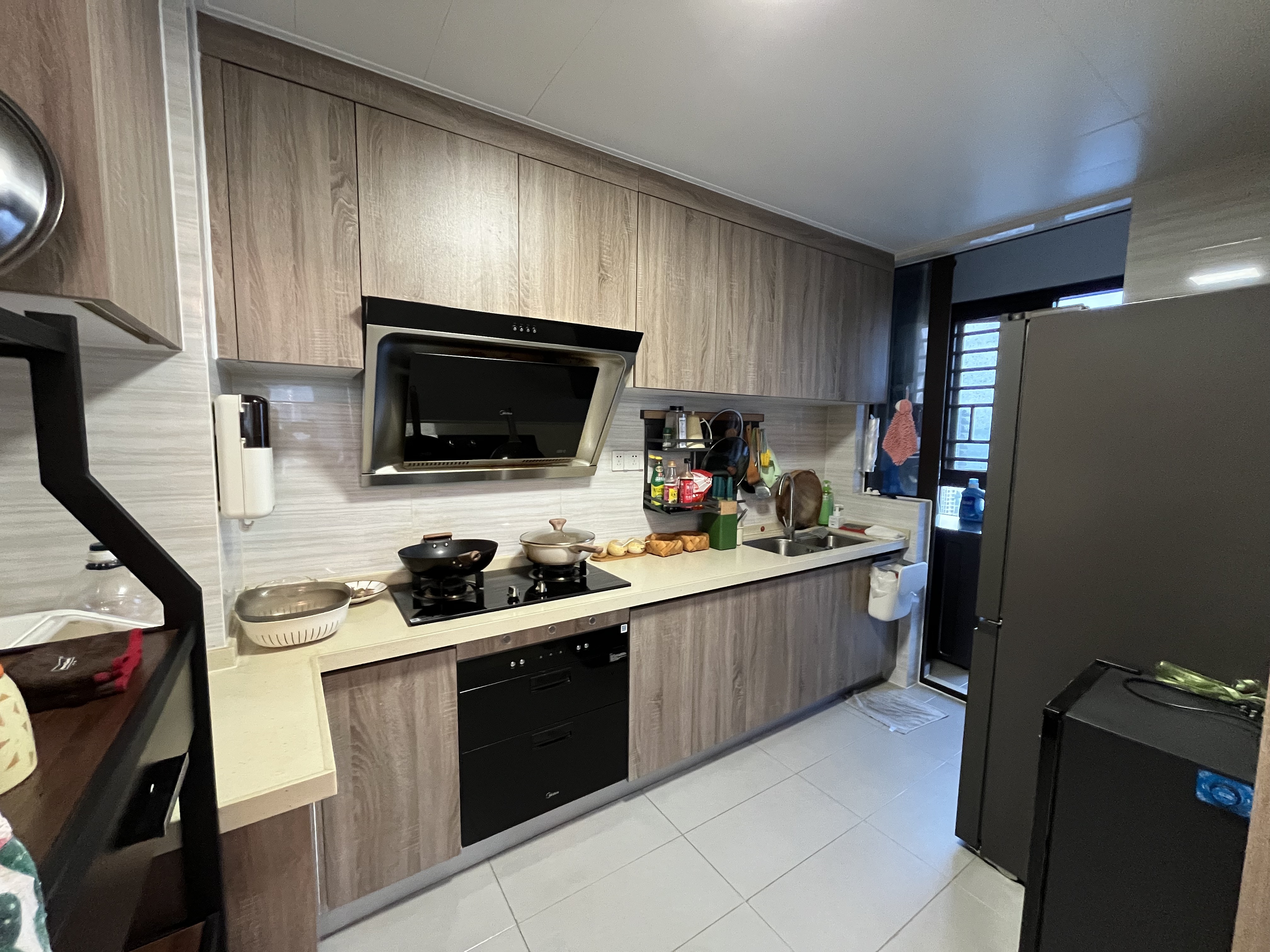 蓝溪谷 4室2厅2卫 89.8万 蓝溪谷 4室2厅2卫 89.8万室内图